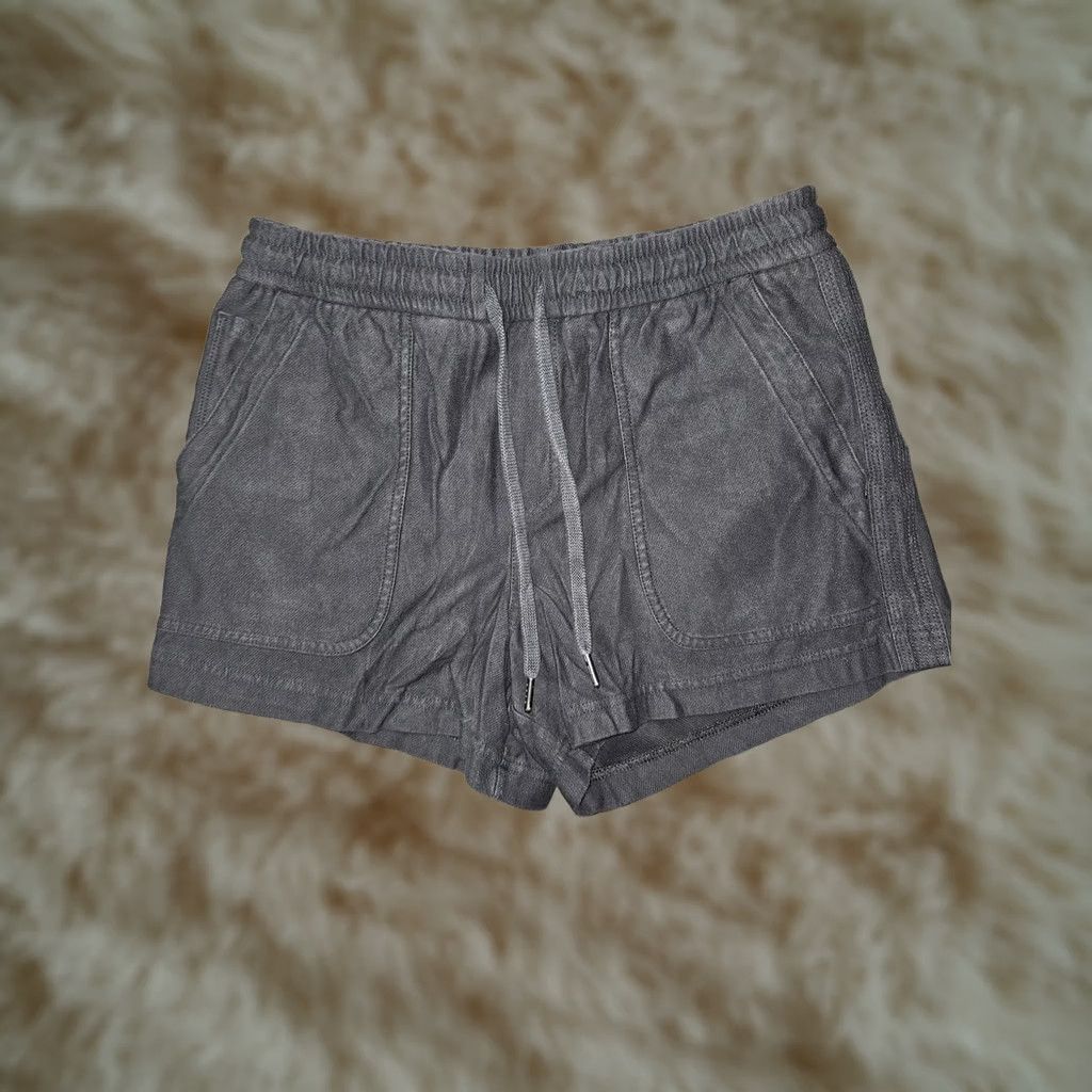 Athleta VINTAGE Athleta Shorts Womens Small Black Relaxed Drawstring Athletic Pockets Yoga Size 28" / US 6 / IT 42 - 1 Thumbnail