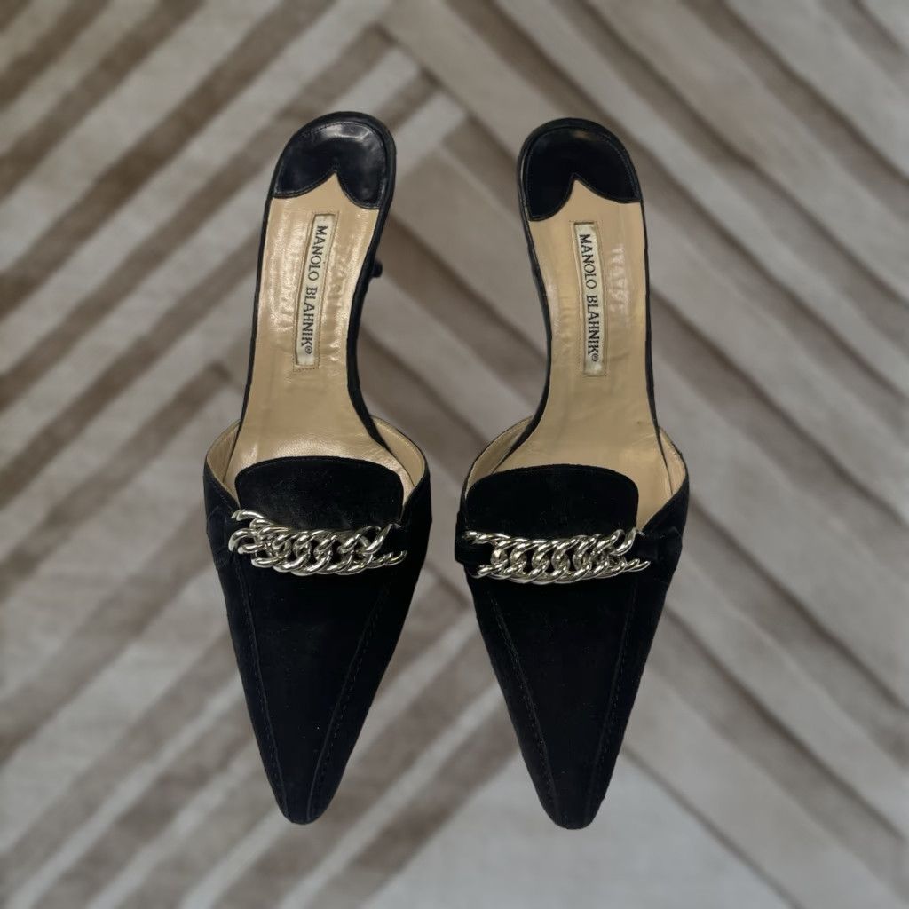 Manolo Blahnik Manolo Blahnik Kitten Heel Woman Suede Black Pointed Toe Silver Chain 38 / US8 Moderate wear Size US 7 / IT 37 - 1 Thumbnail
