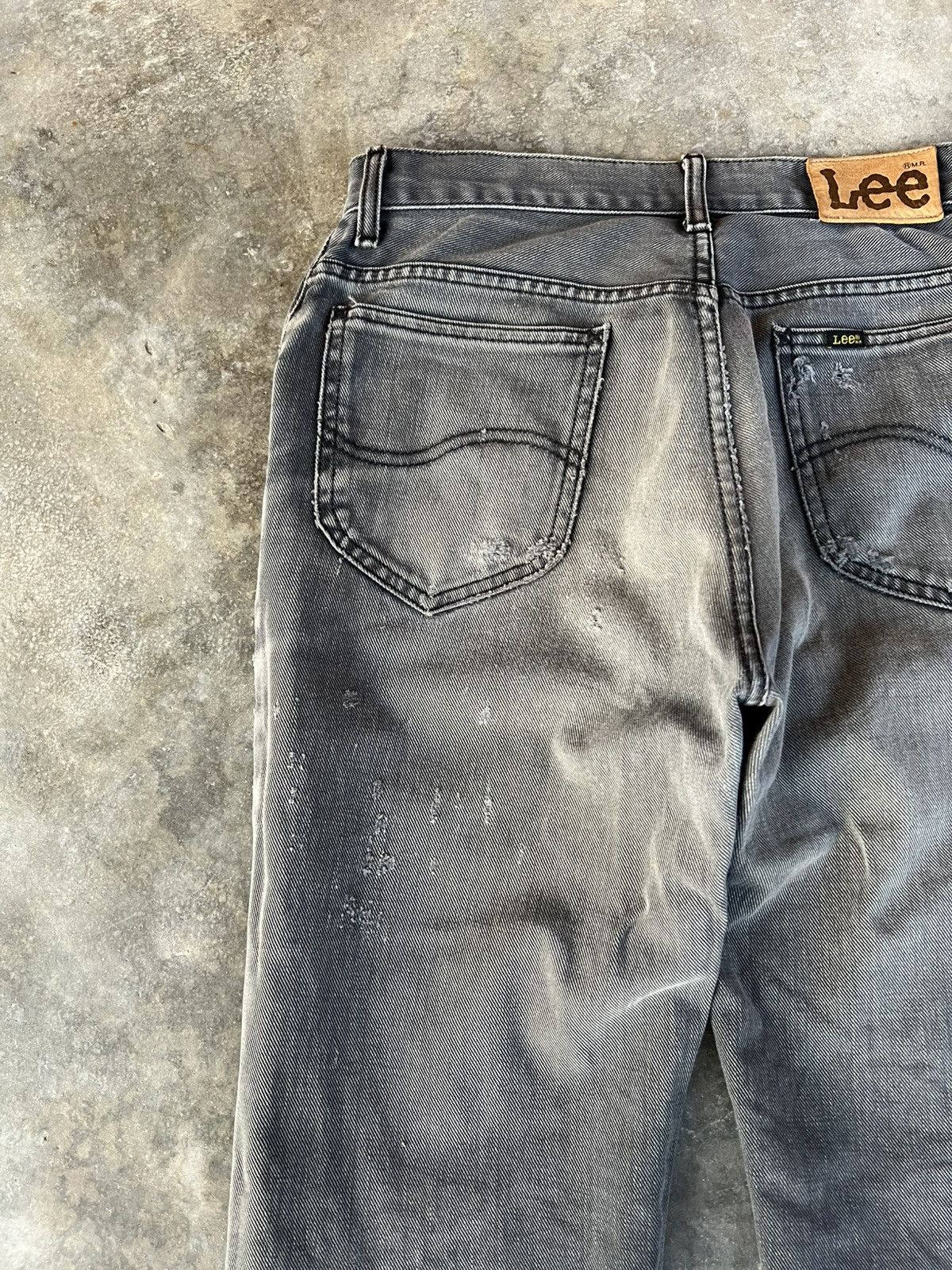 If Six Was Nine × Japanese Brand × Lee 💥Flare💥Vintage Lee Western Sanforized Faded Distress Jean Size US 28 / EU 44 - 18 Thumbnail