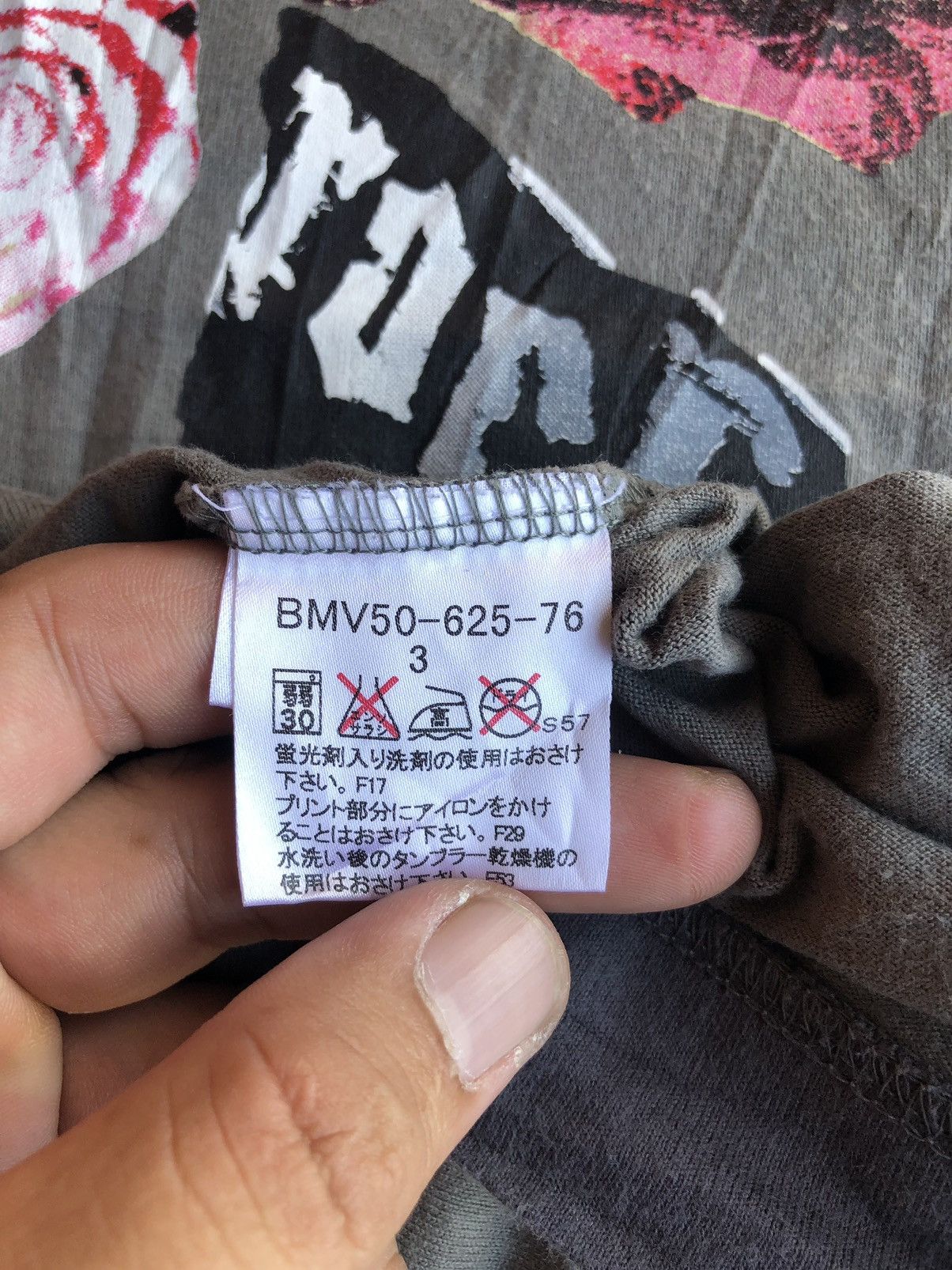 Burberry Burberry Photo Shirt Tee Size US M / EU 48-50 / 2 - 8 Thumbnail