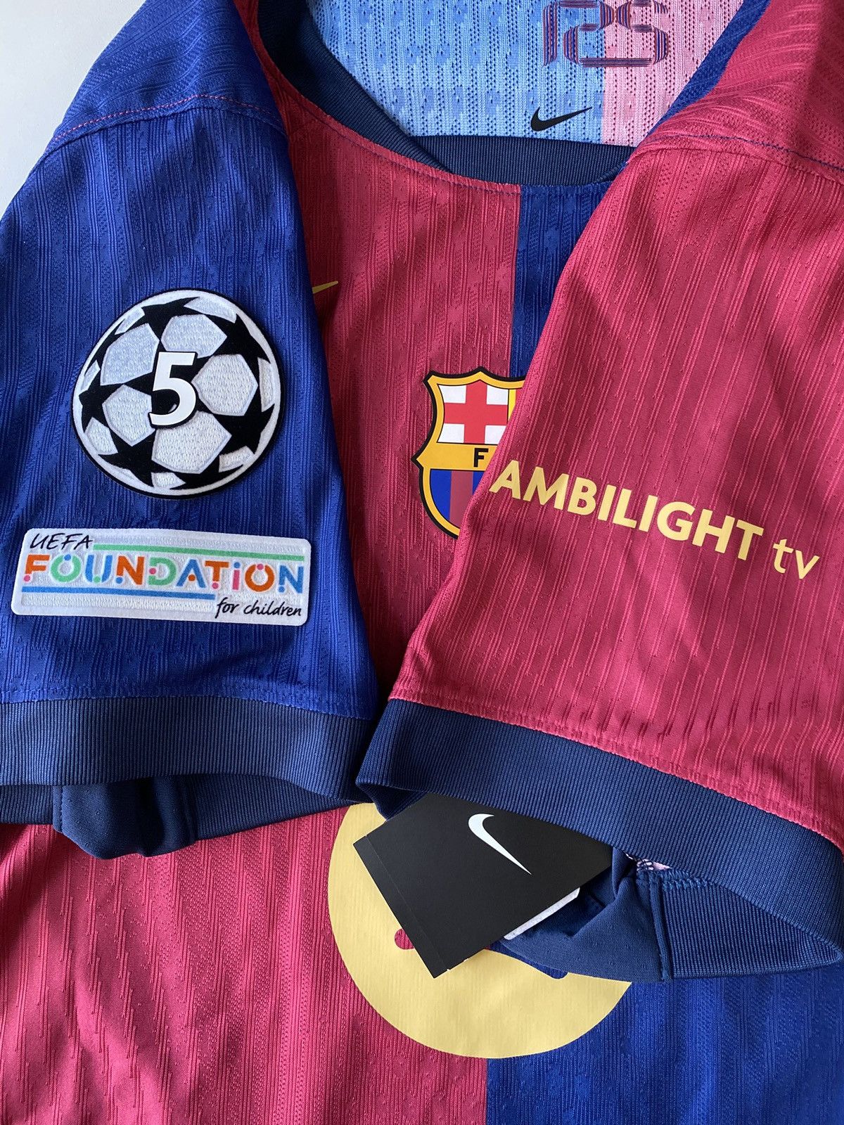 Nike FC Barcelona home shirt 2024/25 match issue Yamal BNWT X(L) Size US XL / EU 56 / 4 - 5 Thumbnail