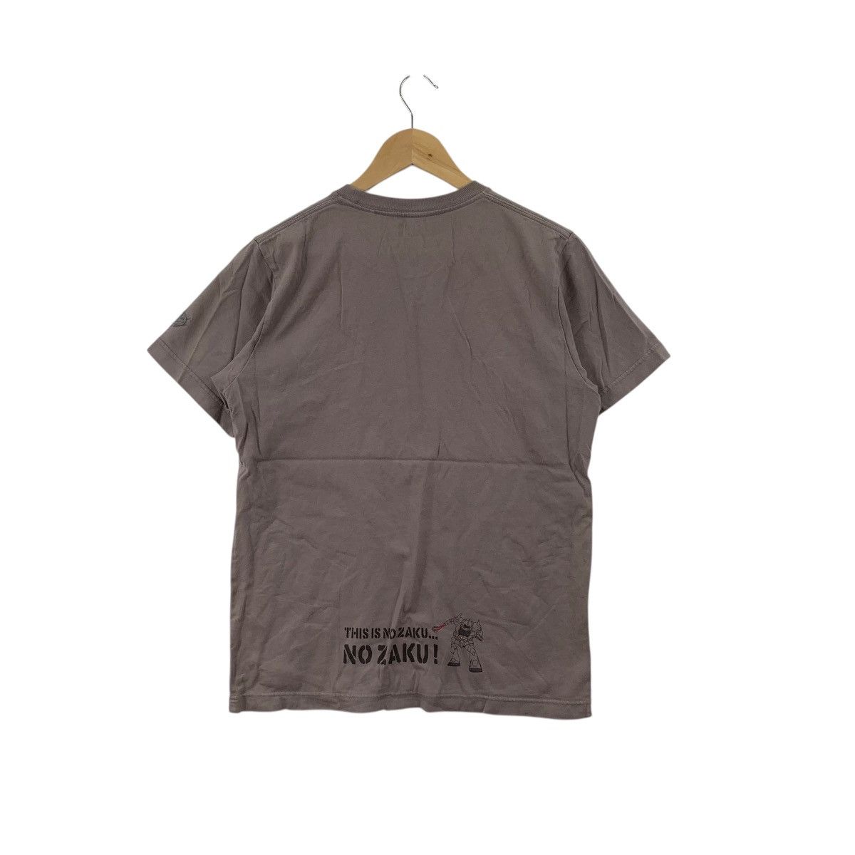 Anime UNIQLO x ANIME GUNDAM RAMBA RAL No Zaku Tee Shirt Top Manga Size US M / EU 48-50 / 2 - 6 Thumbnail