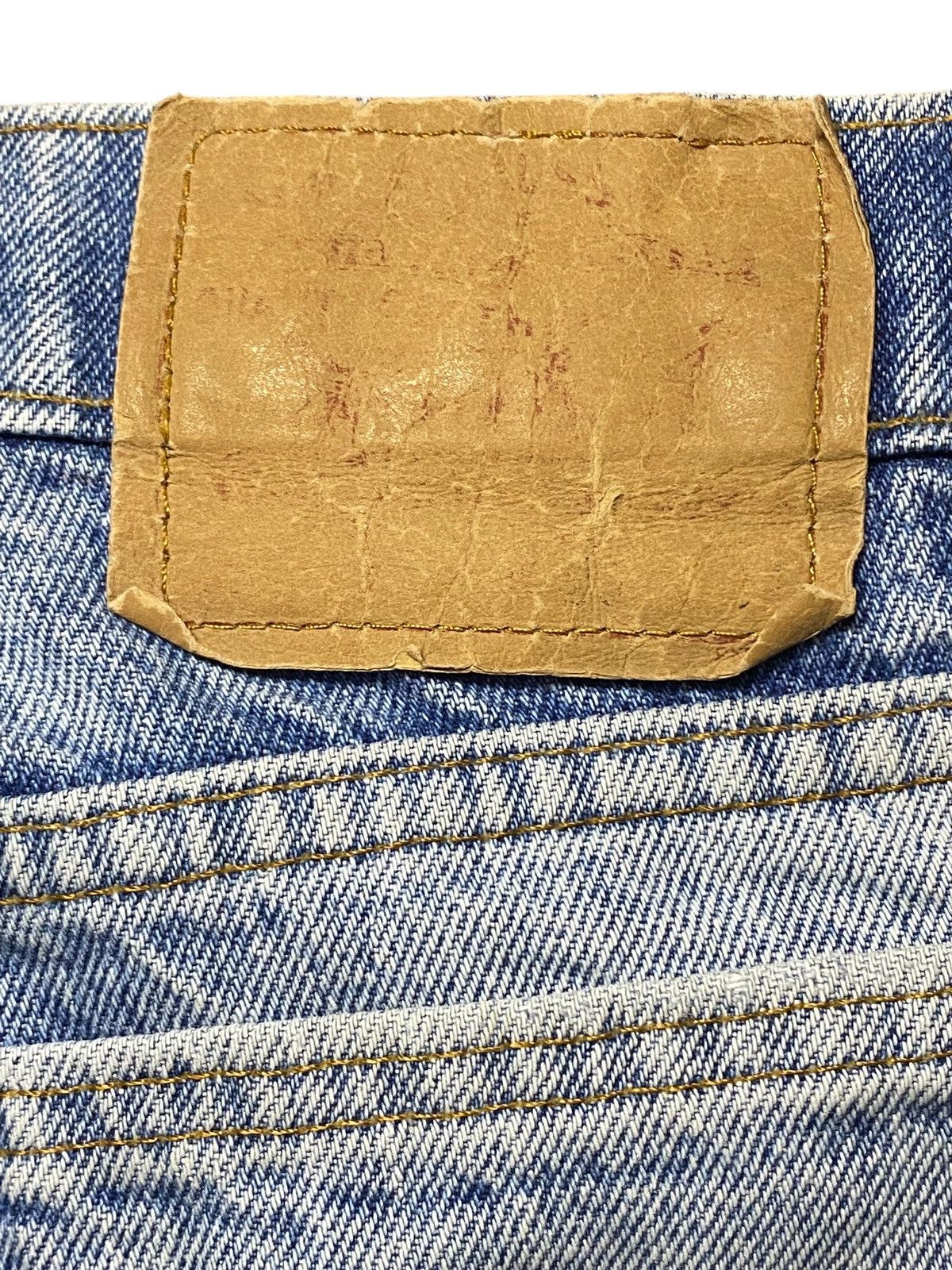 Levi's Vintage Levis 80’s Faded Wash Distressed Loose Jeans Size US 28 / EU 44 - 11 Thumbnail