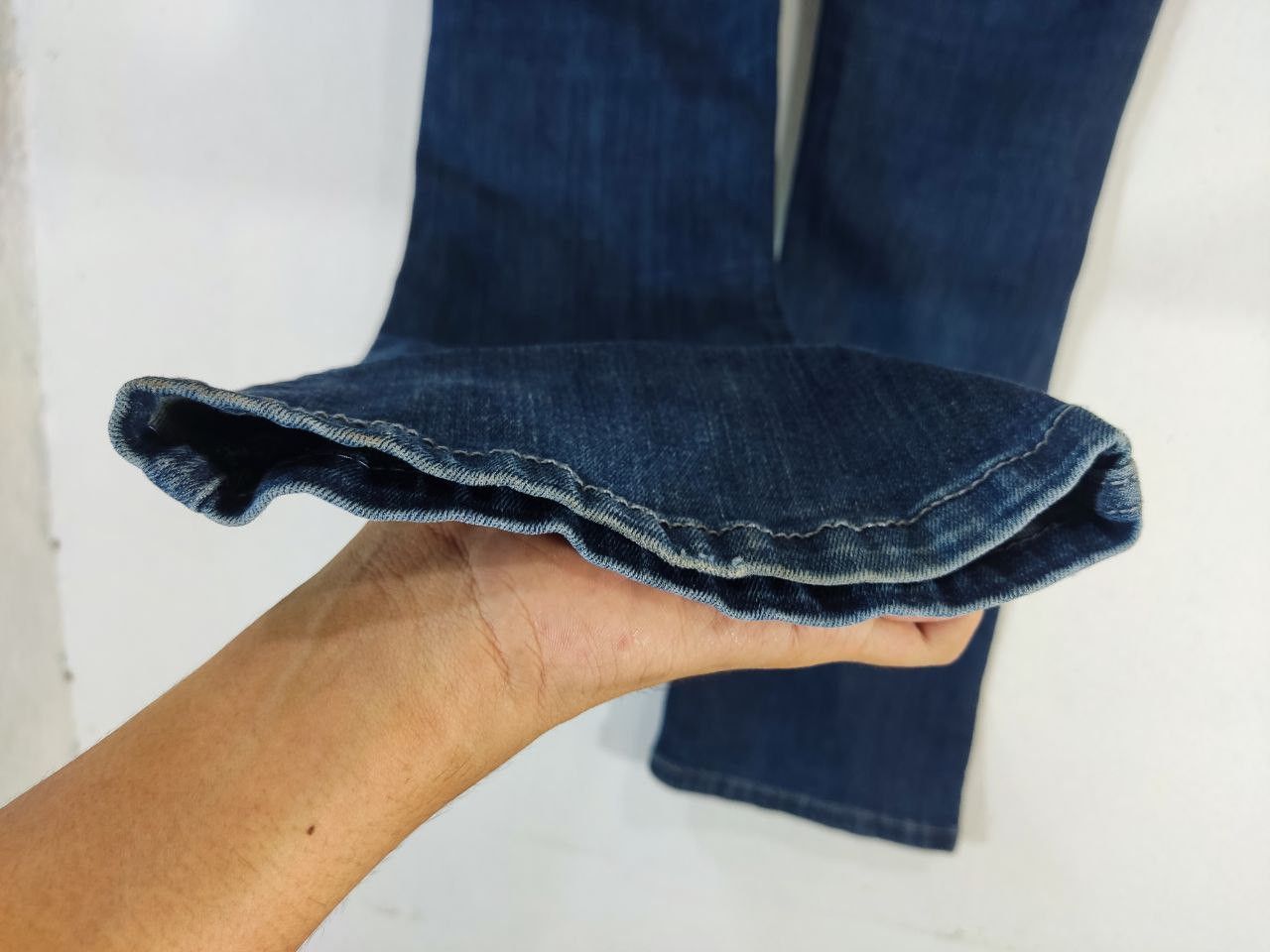 Levi's levis demi curve low rise bootcut skinny denim Size 35" - 10 Thumbnail