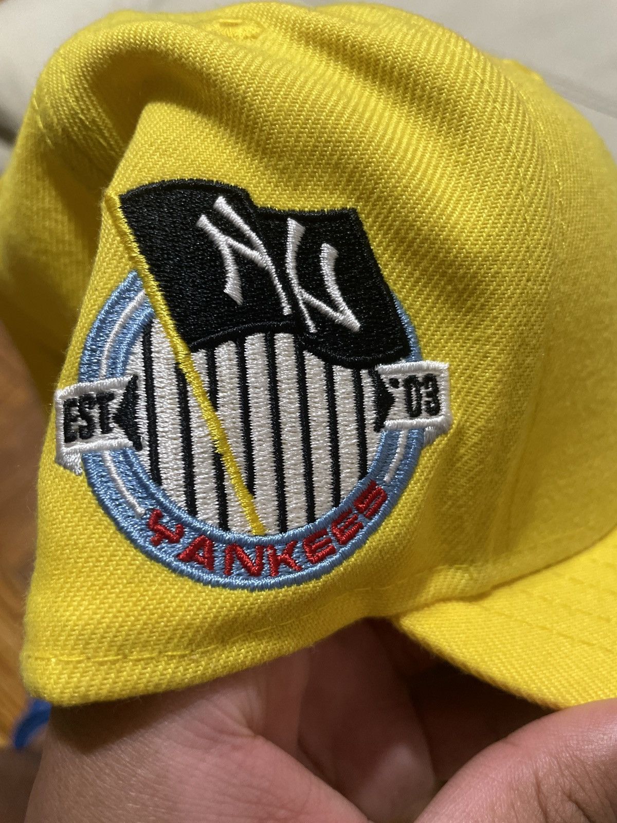New Era New York Yankees Yellow Hat 7 1/2 Size ONE SIZE - 6 Thumbnail