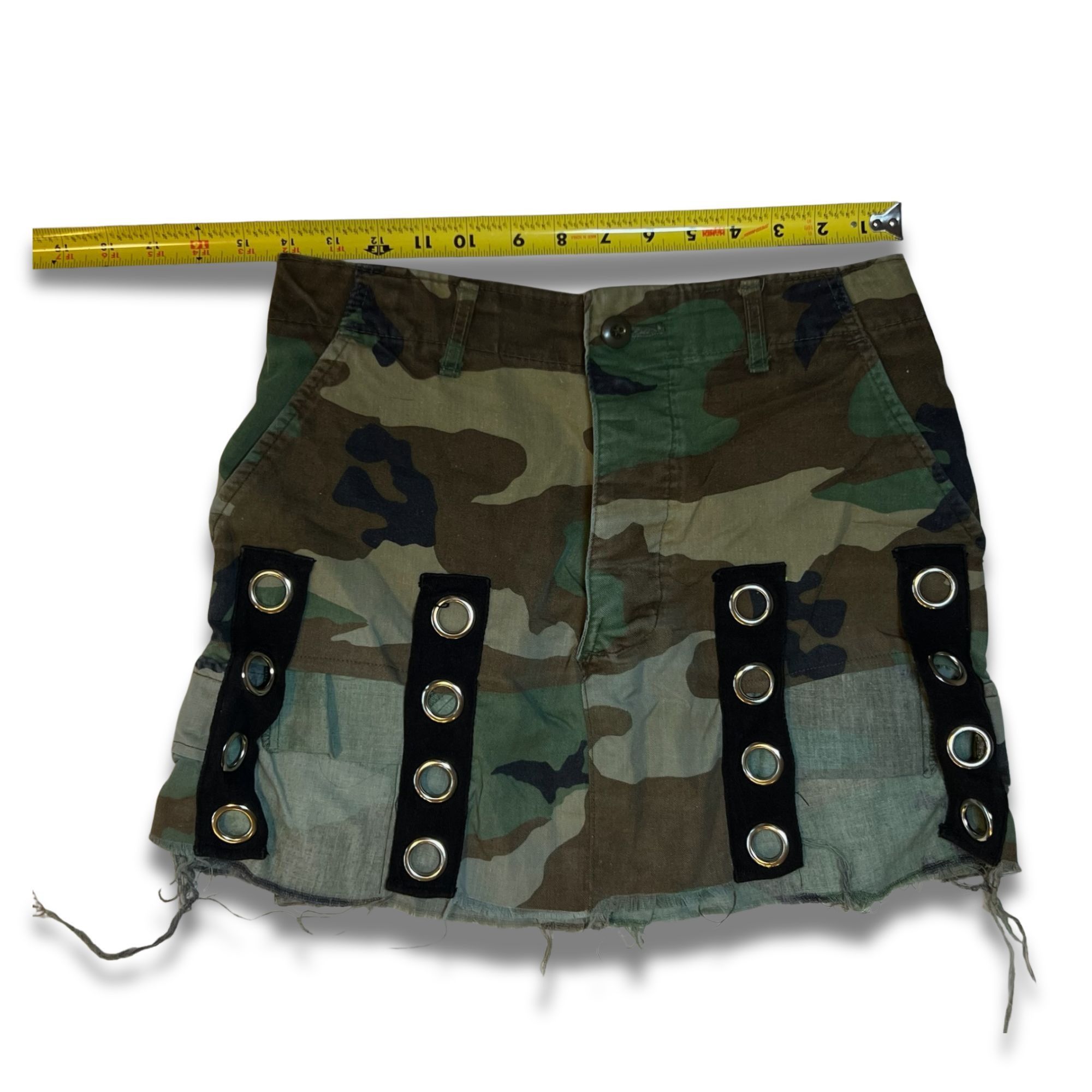 Other Vintage Green Camo Mini Skirt With Grommet Strap Details & F Size 30" / US 8 / IT 44 - 8 Thumbnail