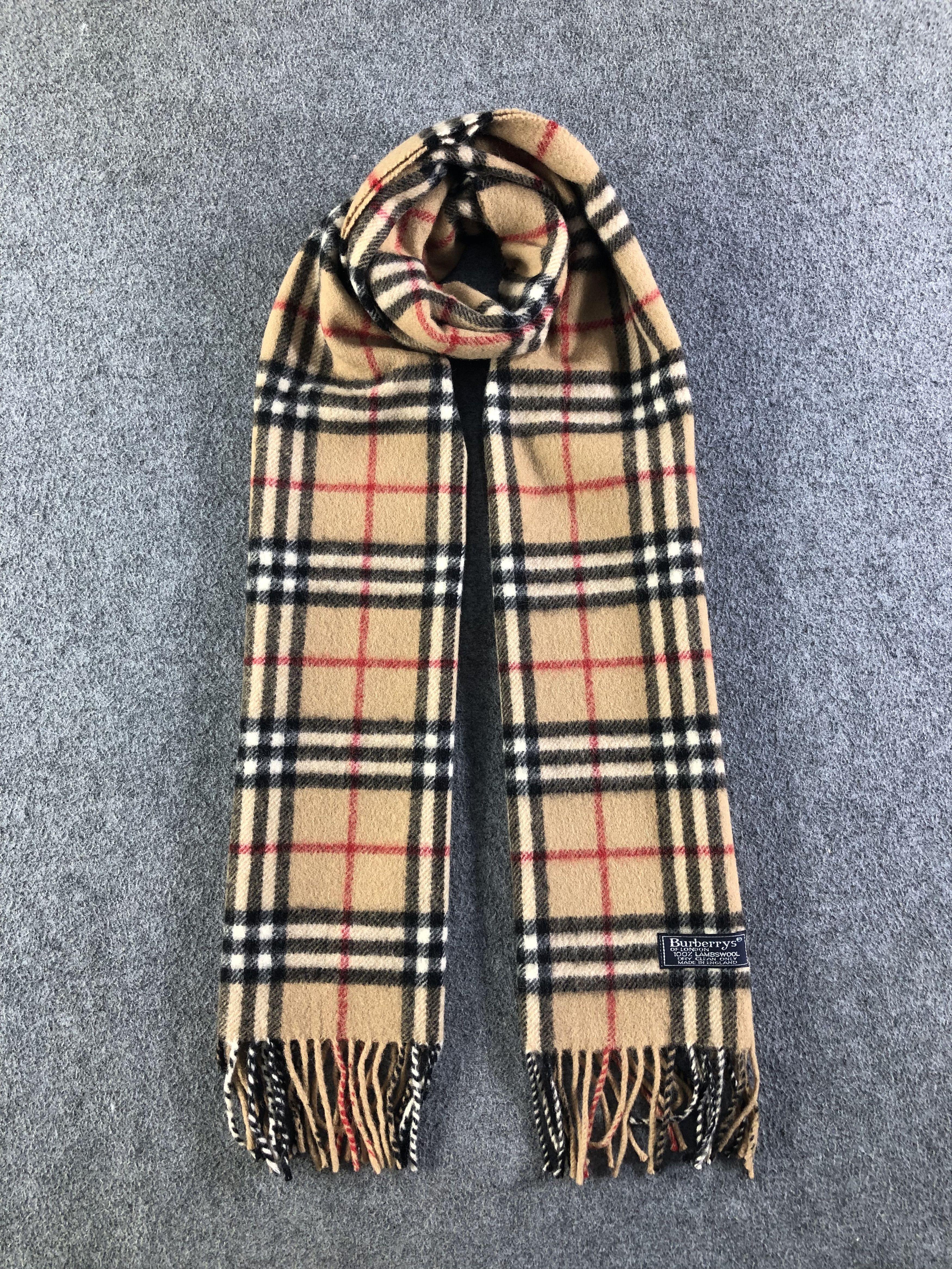 Burberry Burberrys Scarf / Muffler / Neckwear SS1352 Size ONE SIZE - 1 Thumbnail