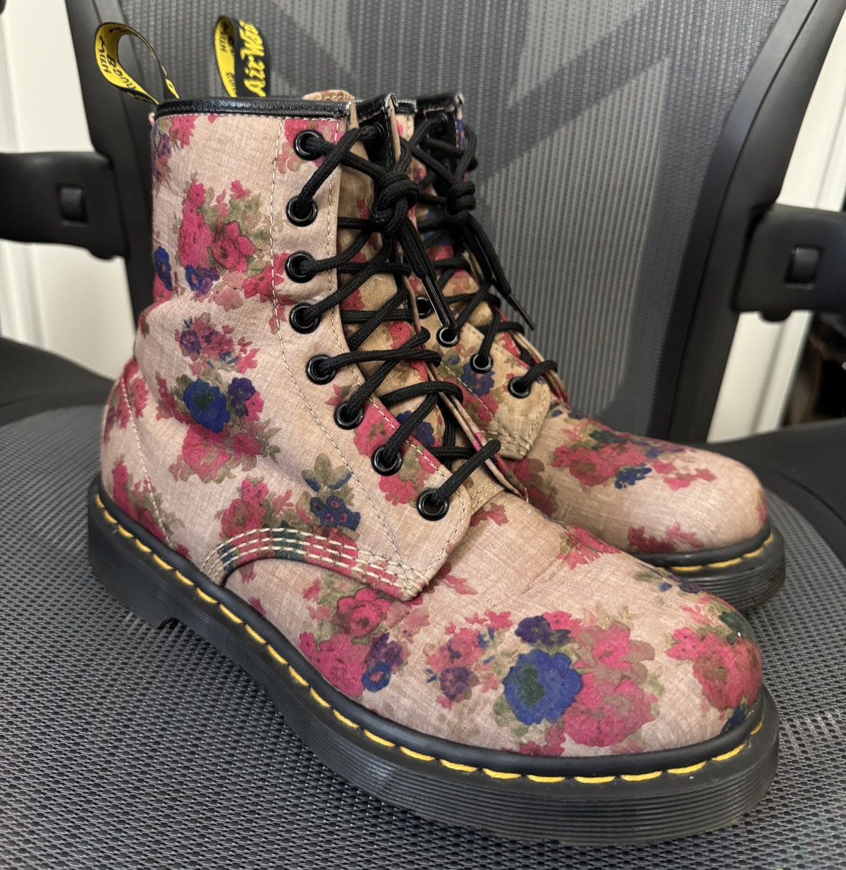 Dr. Martens Dr Martens 1460 FLORAL Boots Women Size 8 US Size US 8 / IT 38 - 2 Thumbnail