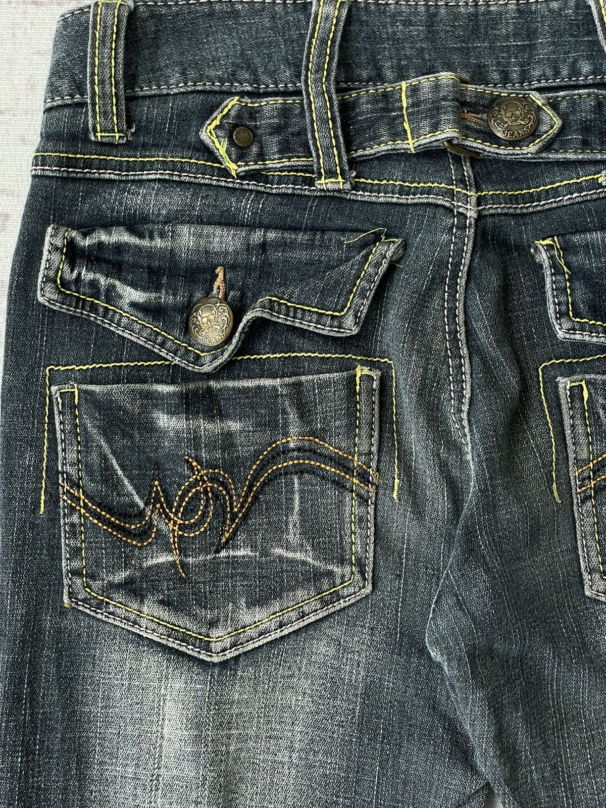 Japanese Brand Vintage BCBG Super Flared Buckle Denim / GOA Style Size US 29 - 10 Thumbnail