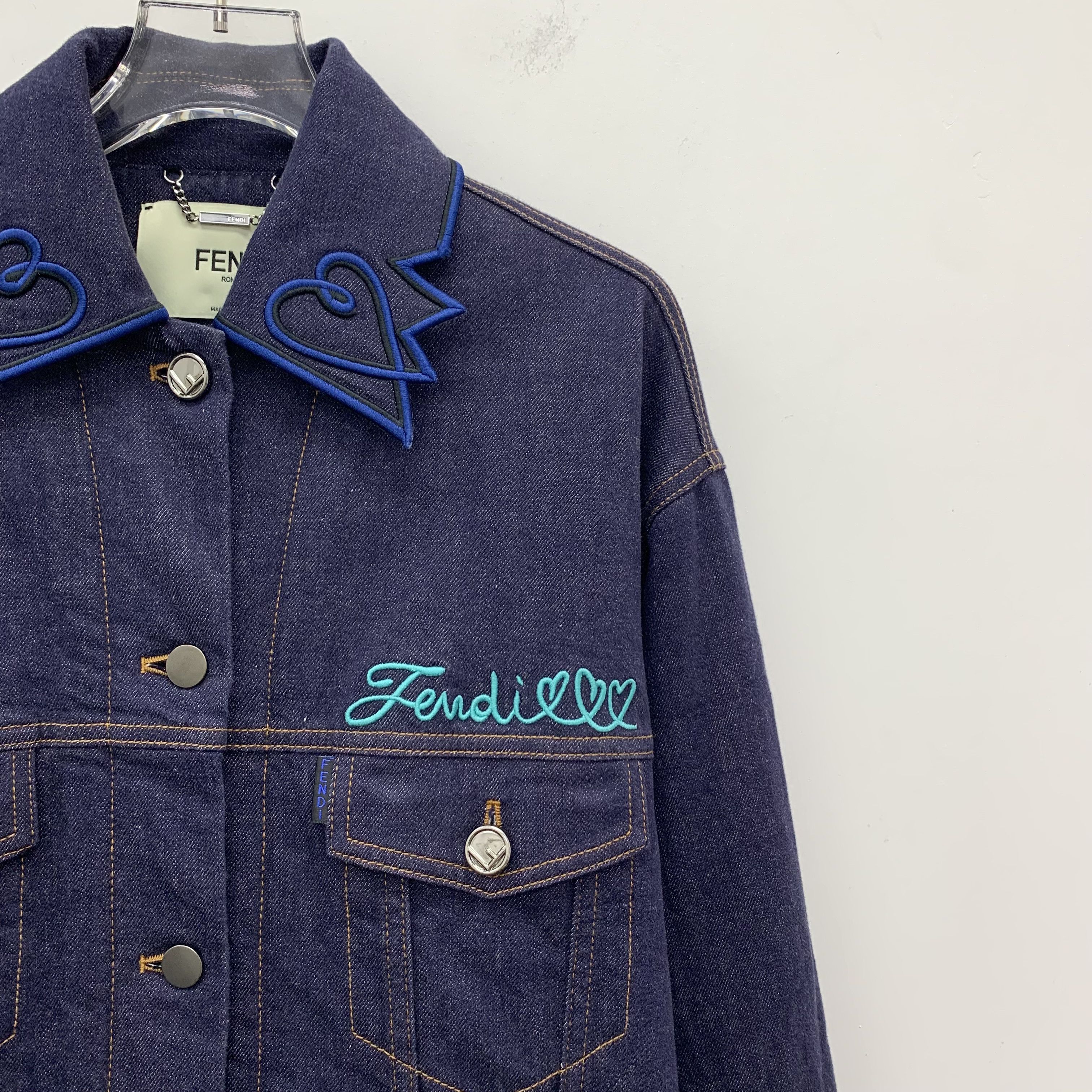 Fendi Fendi Dark Blue Heart Embroidered Denim Jacket (M) Size M / US 6-8 / IT 42-44 - 5 Thumbnail