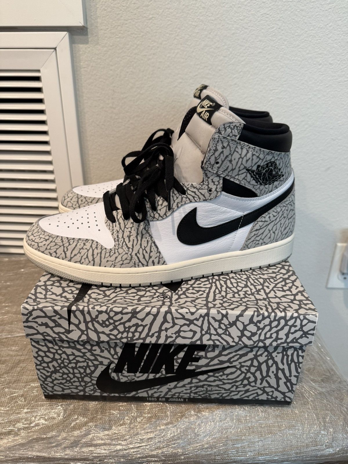 Jordan Brand Jordan 1 og high Size US 14 / EU 47 - 2 Thumbnail