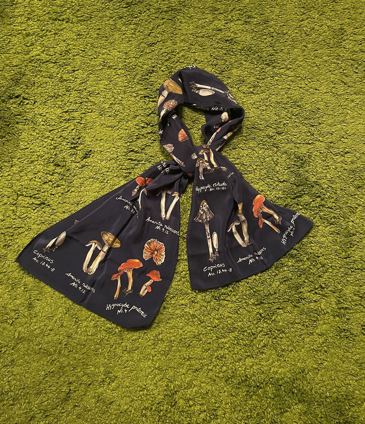 Other 🍄 Mushrooms pattern vintage silk scarf Size ONE SIZE - 2 Thumbnail
