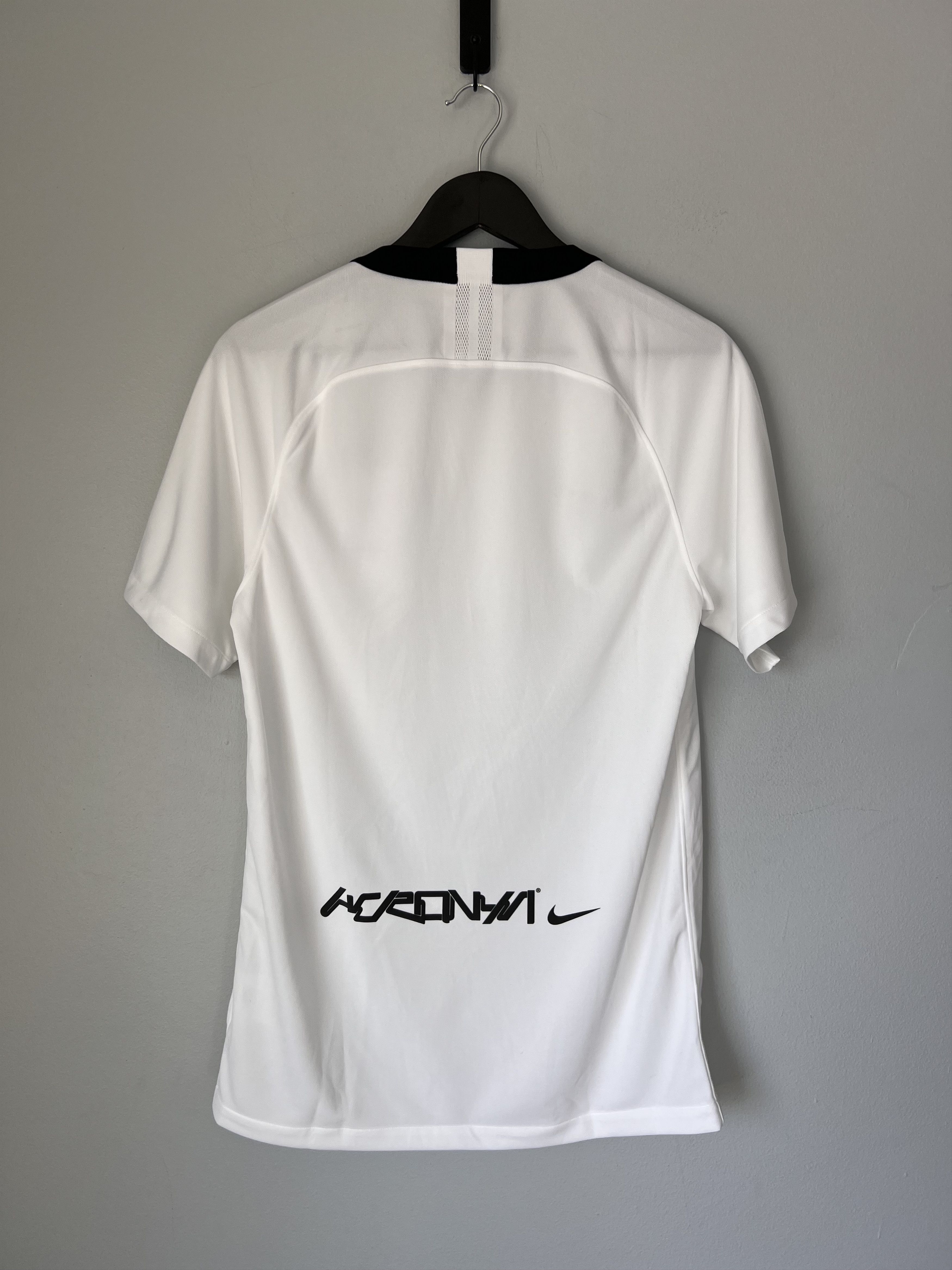 Acronym × Nike Acronym Nike Stadium Uniform Jersey in White Size US S / EU 44-46 / 1 - 4 Thumbnail