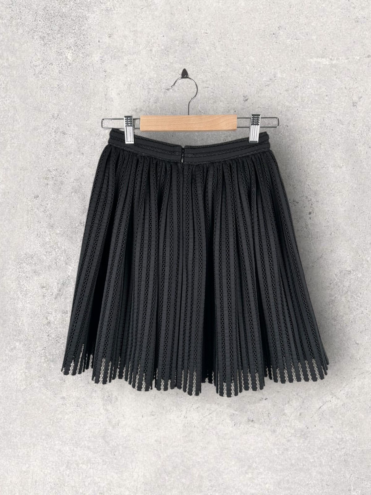 MSGM MSGM Pleated Mini Skirt Womens Size 27" / US 4 / IT 40 - 2 Thumbnail
