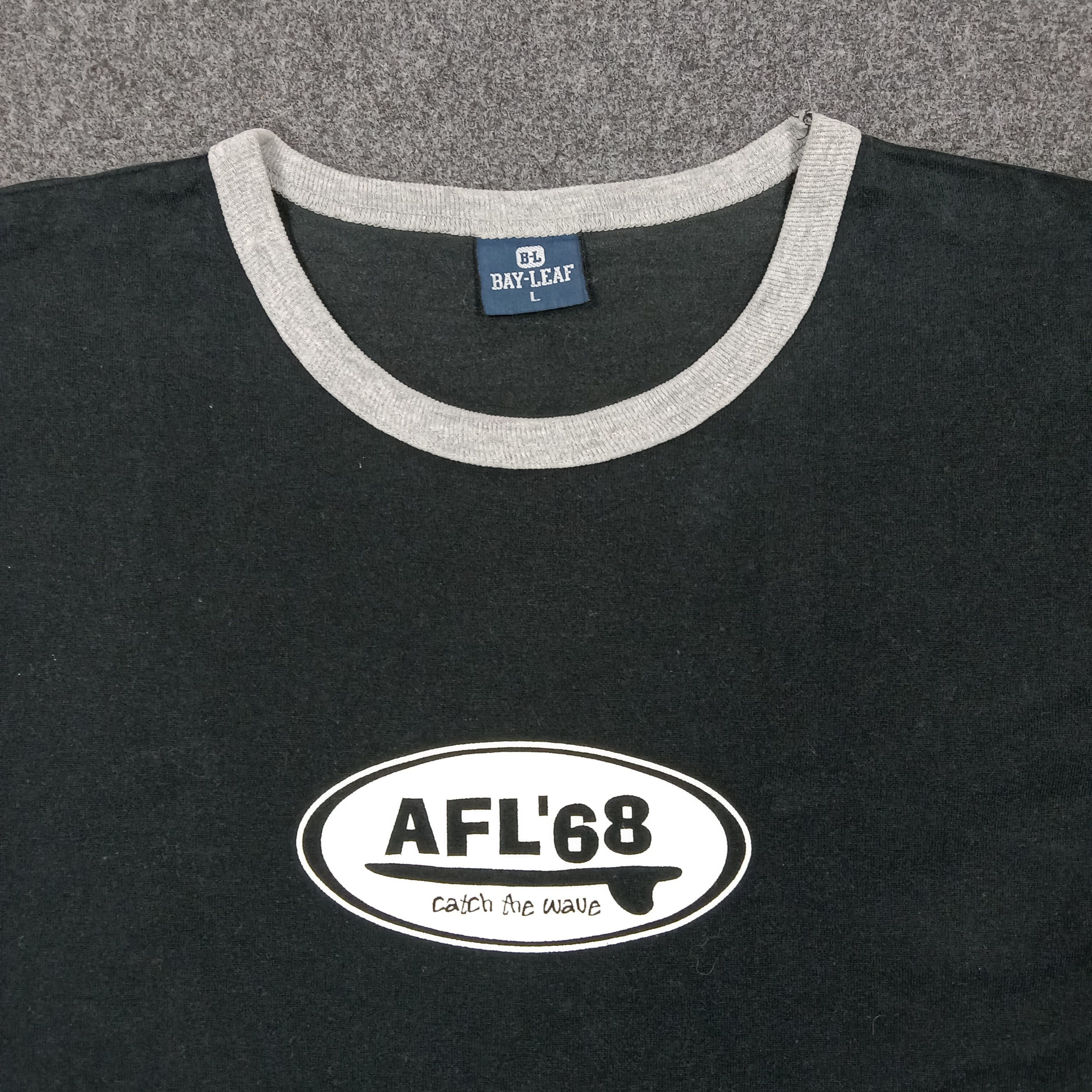Vintage Bay Leaf Surf AFL'68 Surfing Graphic Tshirt C276N68 Size US M / EU 48-50 / 2 - 4 Thumbnail