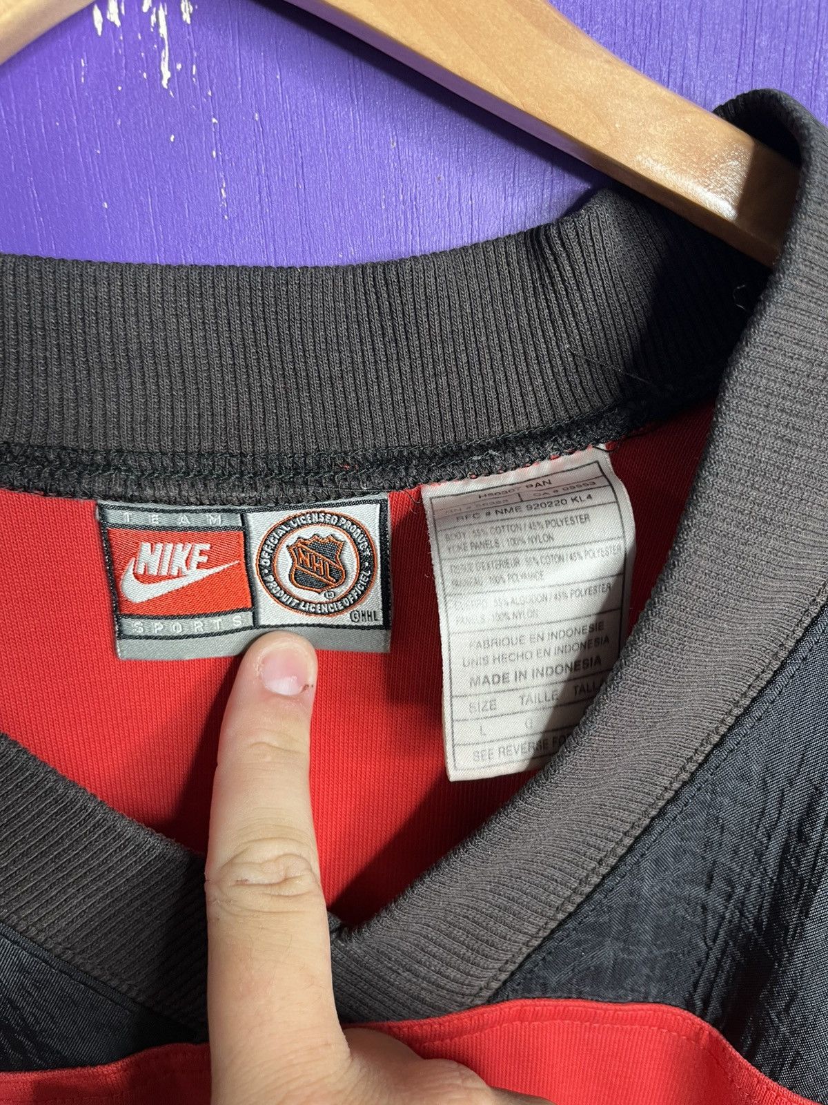 Nike × Vintage Vintage 90s Nike team Detroit red wings alternate jersey Size US L / EU 52-54 / 3 - 4 Thumbnail