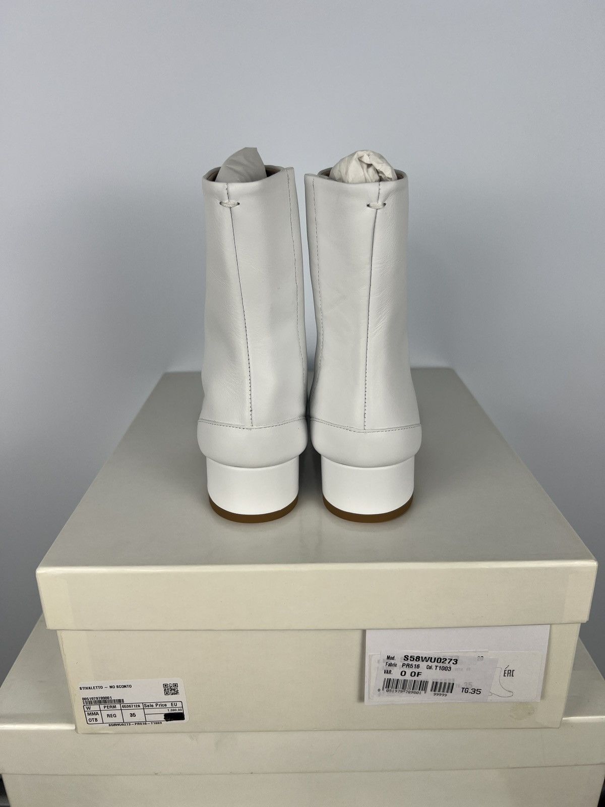 Maison Margiela White Tabi Heels Maison Martin Margiela (new with tags) Size US 5 / IT 35 - 5 Thumbnail