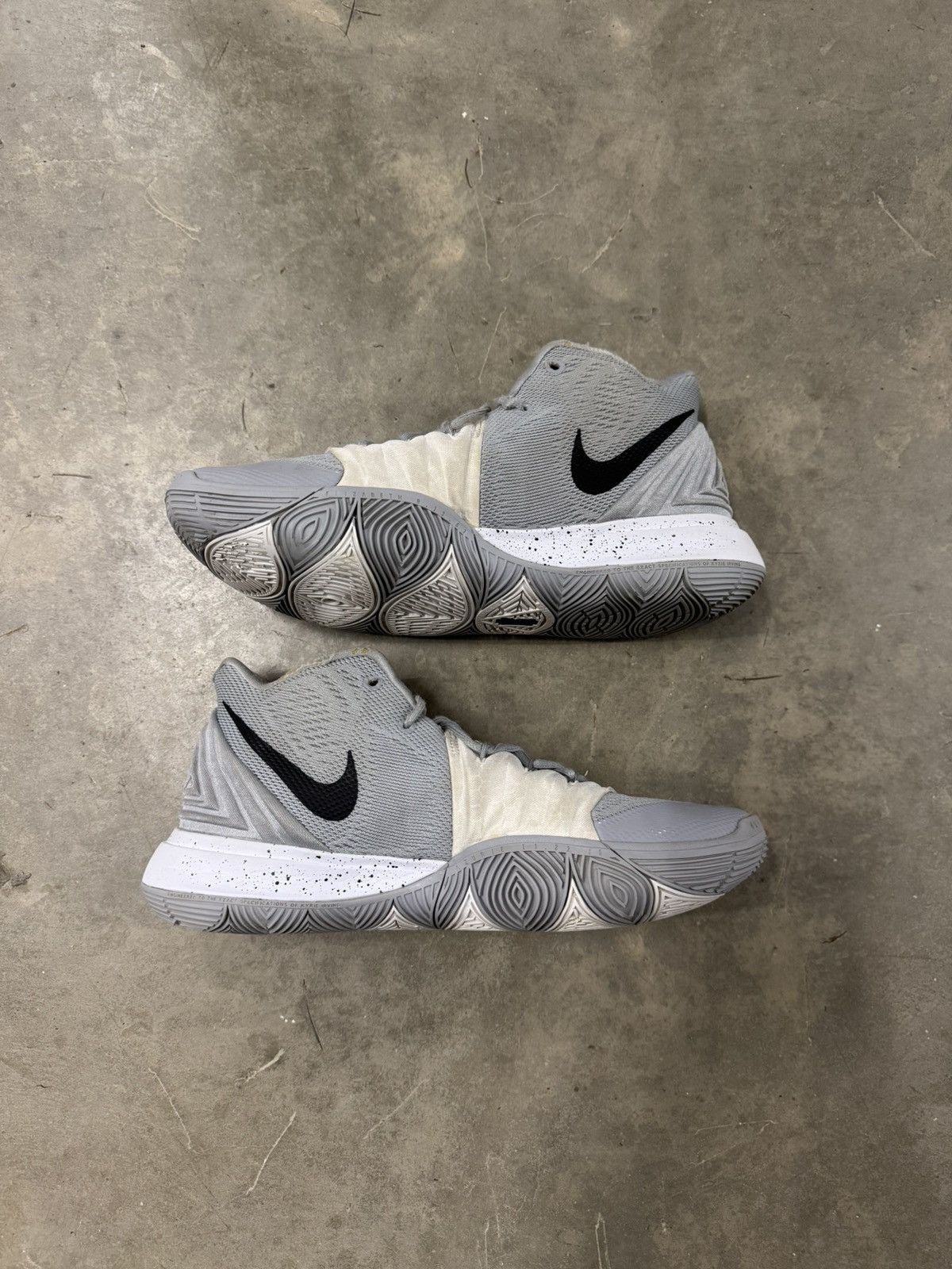 Nike Nike Kyrie 5 TB Wolf Grey Size 10 Size US 10 / EU 43 - 3 Thumbnail