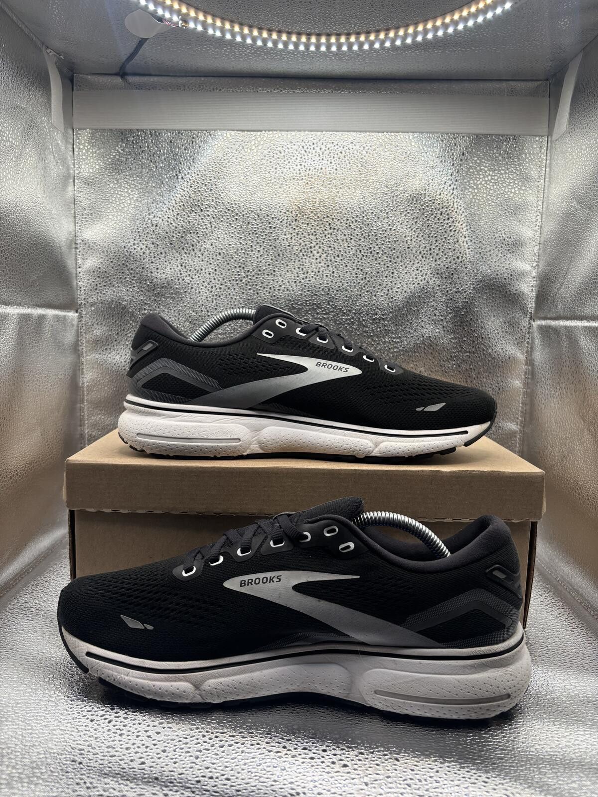 Brooks Brooks ghost 15 black white Size US 10 / EU 43 - 5 Thumbnail