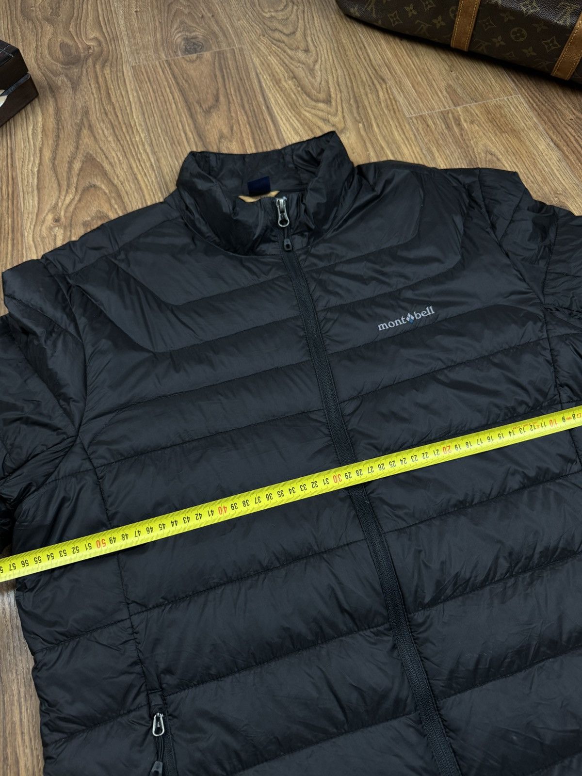 Montbell Down jacket MontBell Japan original casual outdoors item Size US XL / EU 56 / 4 - 6 Thumbnail