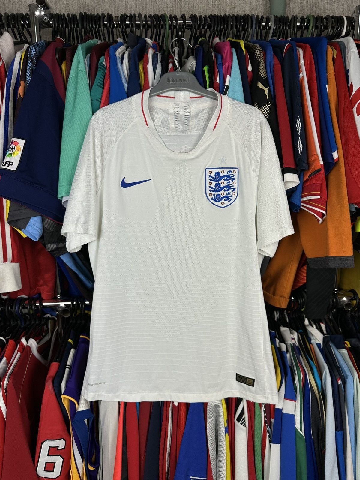 Nike ENGLAND NATIONAL TEAM 2018/19 FOOTBALL SHIRT JERSEY NIKE Size US M / EU 48-50 / 2 - 1 Thumbnail