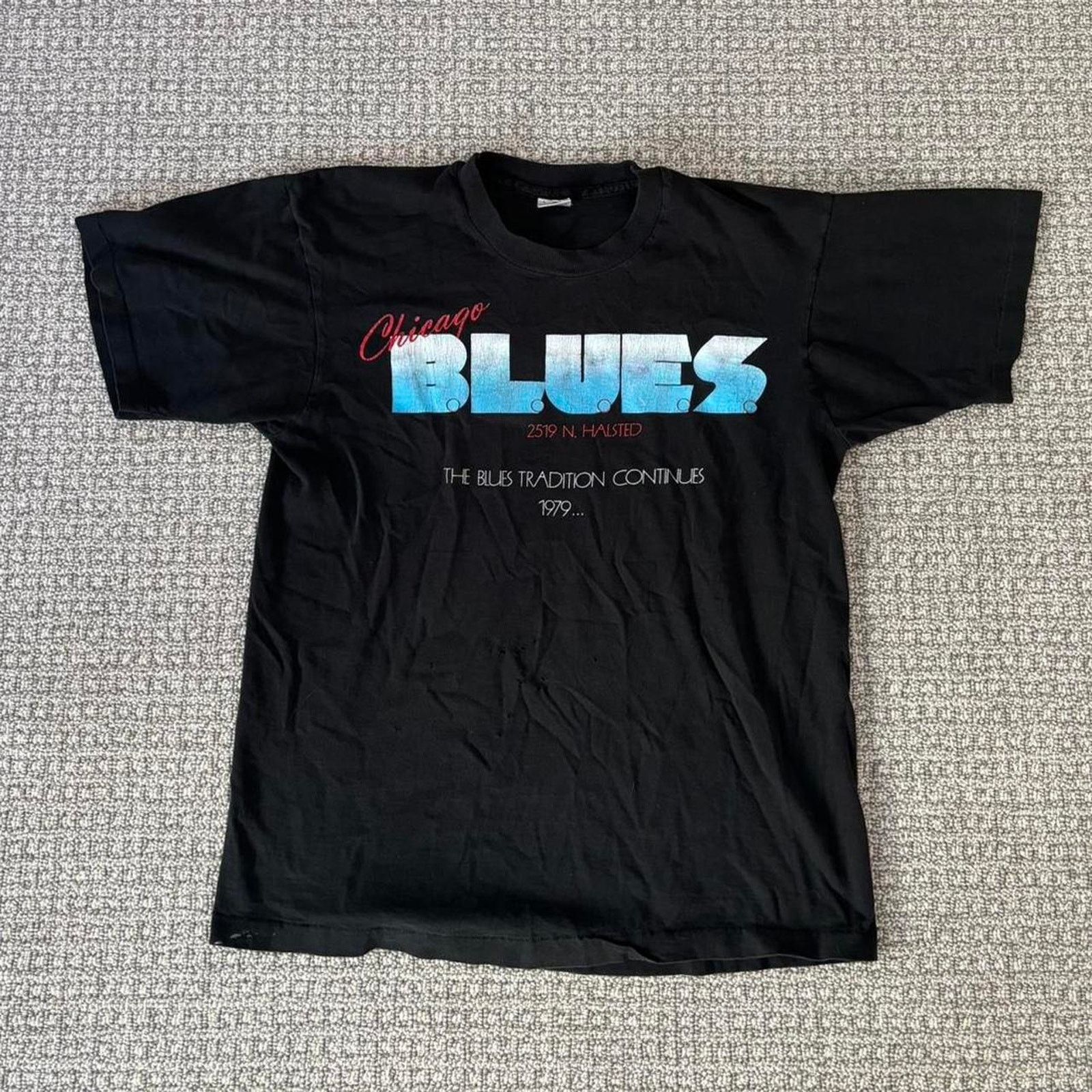 Fruit Of The Loom Vintage 1979 chicago blues tee Size US L / EU 52-54 / 3 - 1 Thumbnail