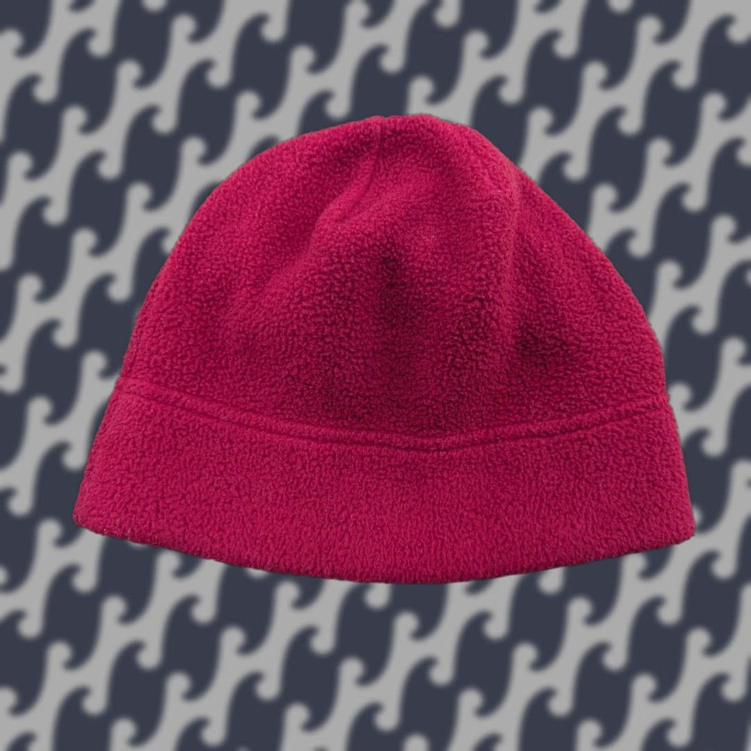 Vintage VINTAGE Eisbar Beanie Hat One Size Fleece Red Lightweight Ski Stretch Cap Mens Womens Adults Unisex Beanie Size ONE SIZE - 1 Thumbnail