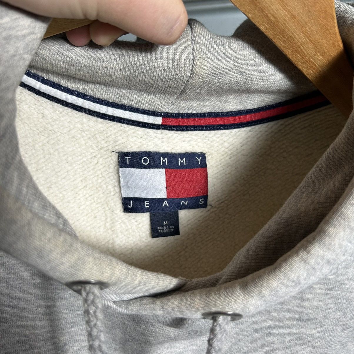 Tommy Hilfiger × Vintage Vintage Tommy Hilfiger Big Logo Hoodie Size XL / US 12-14 / IT 48-50 - 6 Thumbnail
