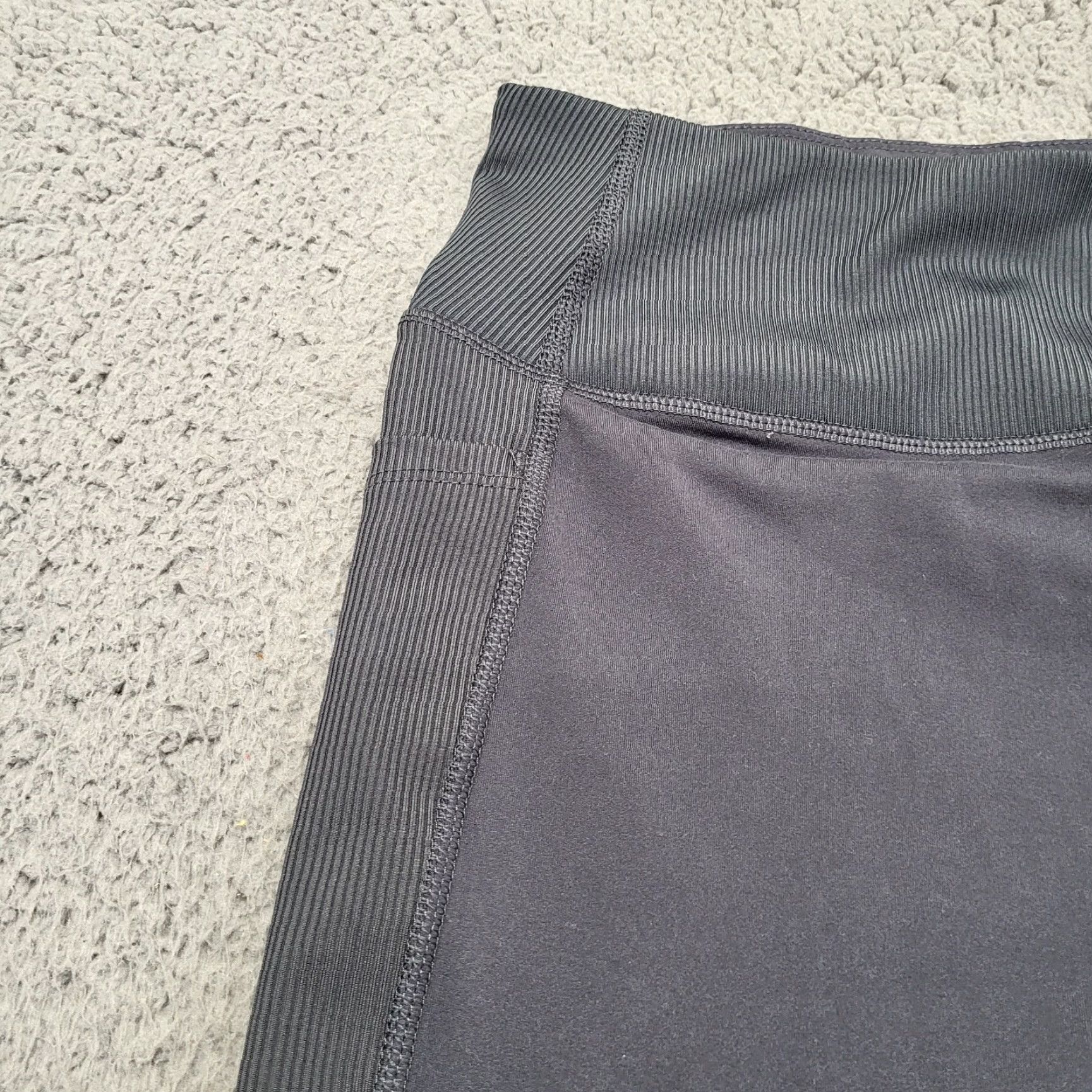 Athletic Works Athletic Works Leggings Women’s Large (12/14) Gray Pockets Activewear Pants, Fitted, Regular, Leg Style Skinny, Size L, Womens, Athletic Works Legging Size 36" / US 14 / IT 50 - 5 Thumbnail