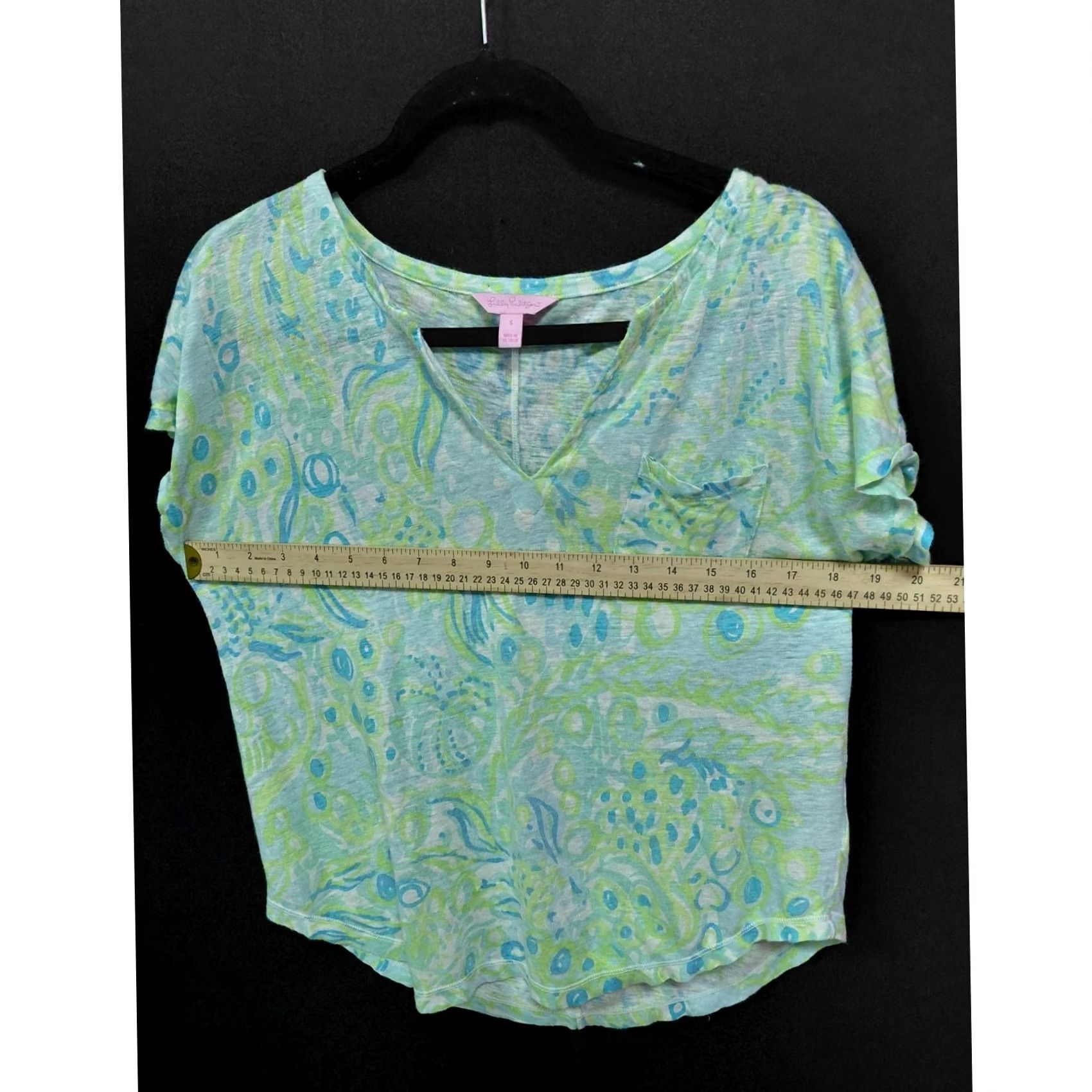 Lilly Pulitzer Lilly Pulitzer Green Graphic Print Linen V-Neck Shirt Women Size S Size S / US 4 / IT 40 - 6 Thumbnail