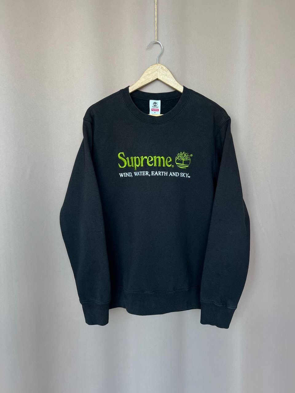 Supreme Timberland Crewneck Lサイズ Supreme Timberland Crewneck (SS21) - $158