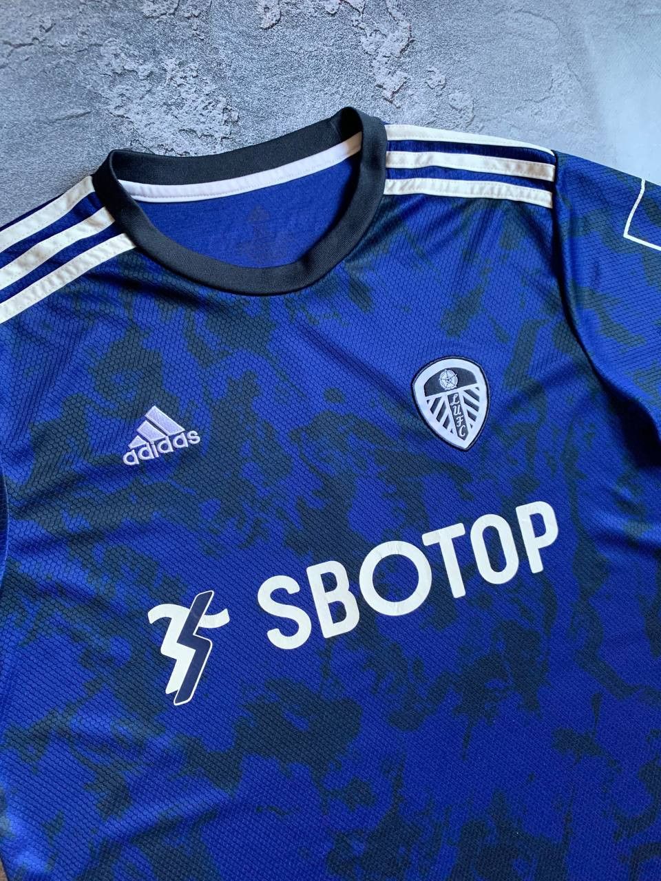 Adidas Adidas Leeds United Away Jersey 2021/22 Premier League SBOT Size US XL / EU 56 / 4 - 4 Thumbnail