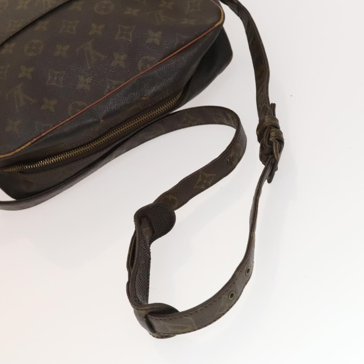 Louis Vuitton LOUIS VUITTON Monogram Danube GM Shoulder Bag M45262 Size ONE SIZE - 7 Thumbnail