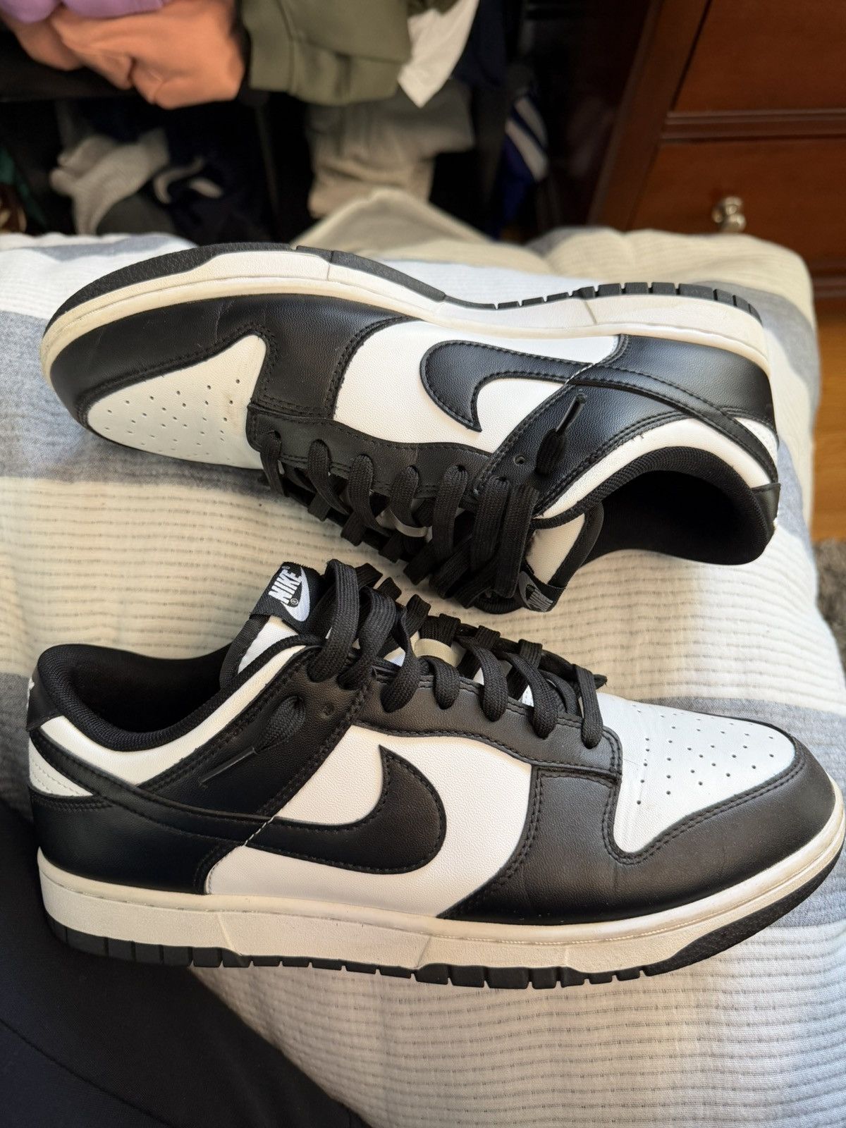 Nike Nike Dunk - Panda Size US 10 / EU 43 - 1 Thumbnail