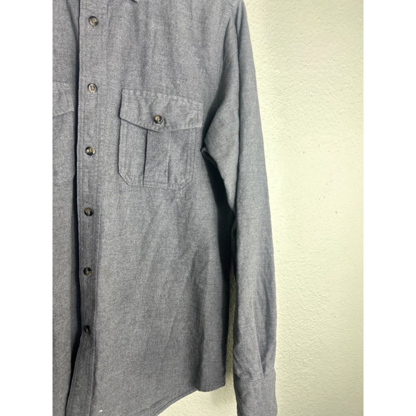 Eddie Bauer Eddie Bauer Shirt Mens M Gray Blue Long Sleeve Button Front Two Pocket Outdoor Size US M / EU 48-50 / 2 - 5 Thumbnail