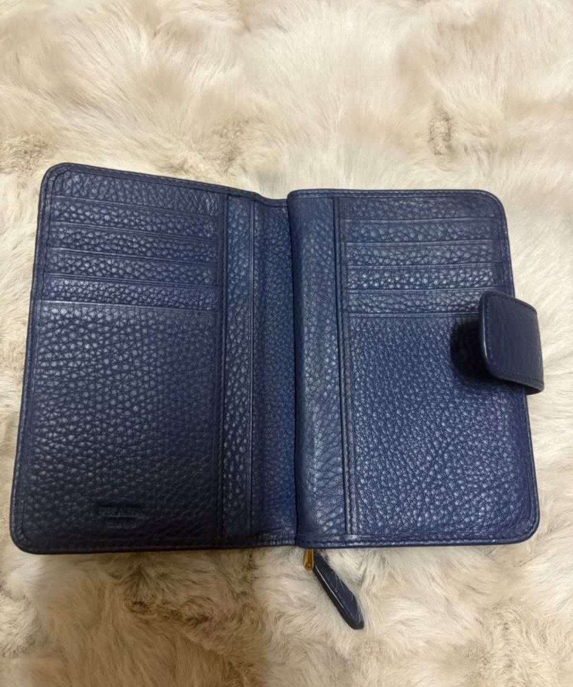 Prada Authentic Prada Mini Wallet Navy Blue Vitello Daino leather Size ONE SIZE - 4 Thumbnail
