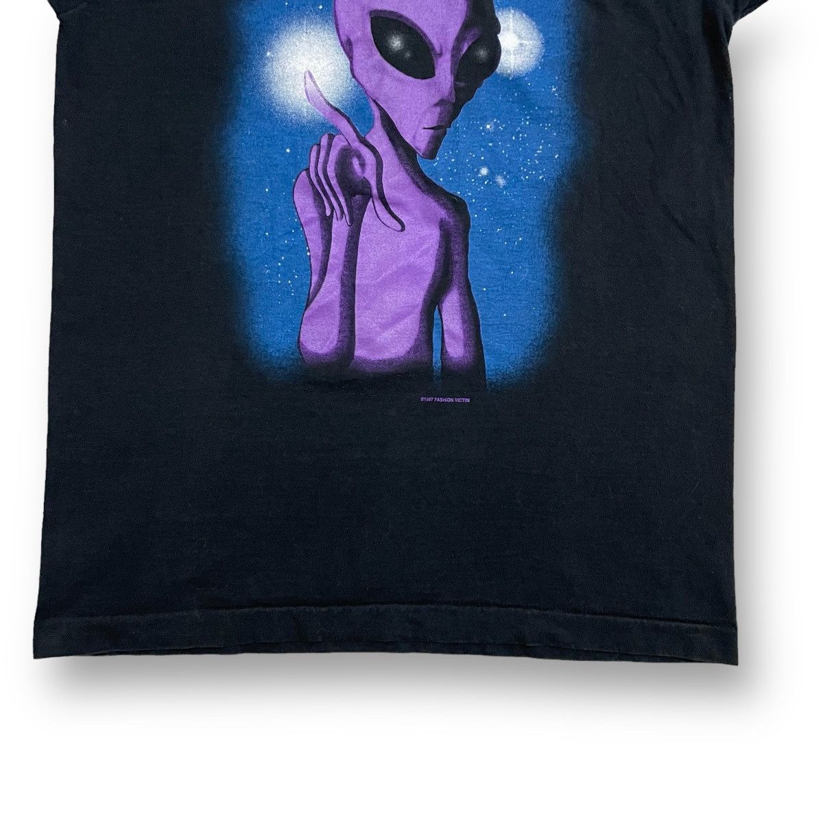 Fashion Victim Vintage 90’s 1997 Fashion Victim Fruit of the Loom Alien Size US M / EU 48-50 / 2 - 4 Thumbnail