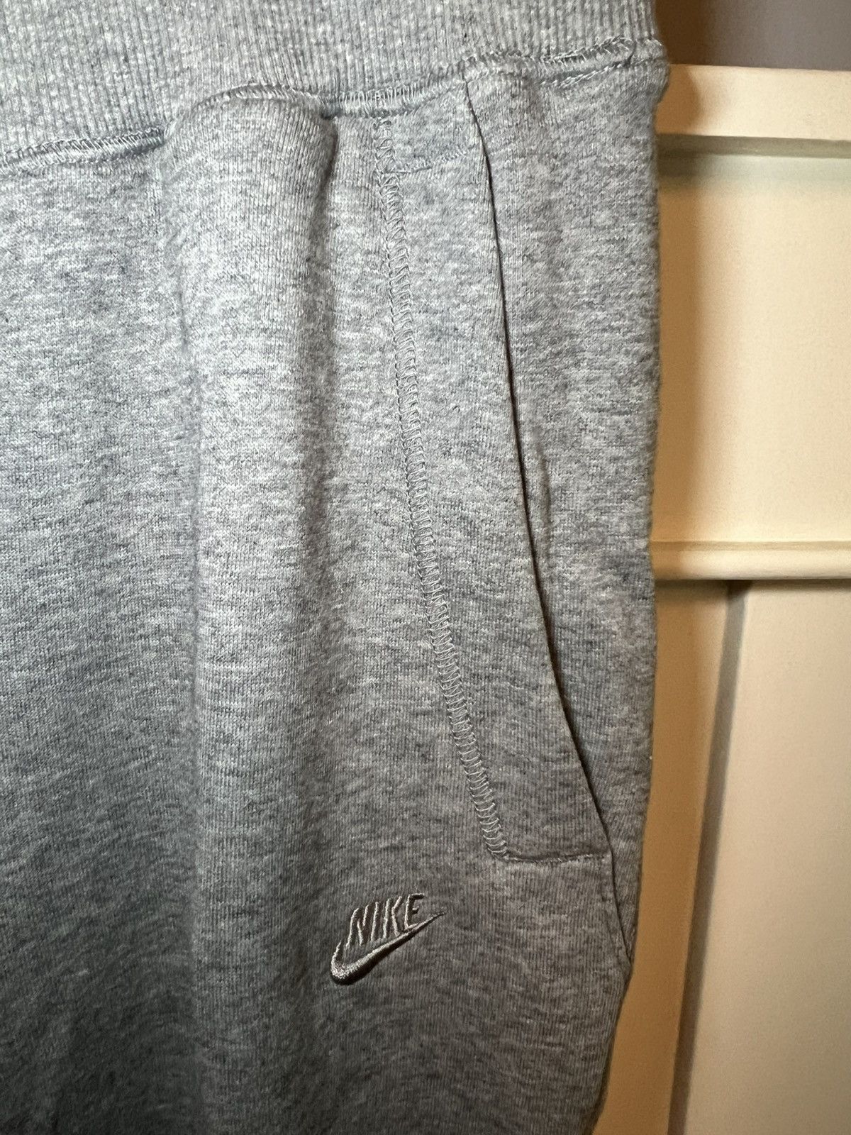 Nike Vintage Nike baggy oversized embroidered logo sweatpants Size US 36 / EU 52 - 3 Thumbnail