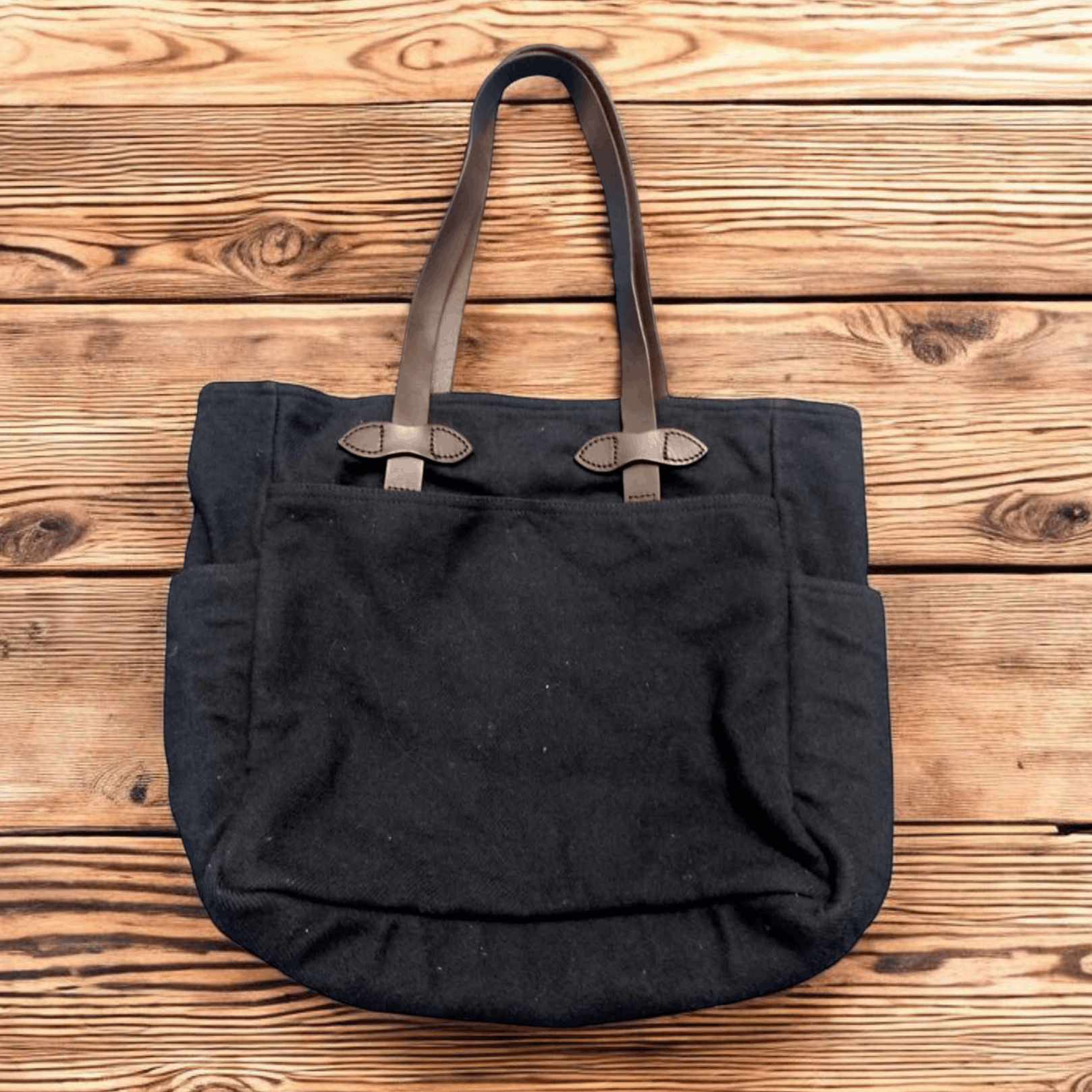 Filson Wool Tote Bag in Black, Men's