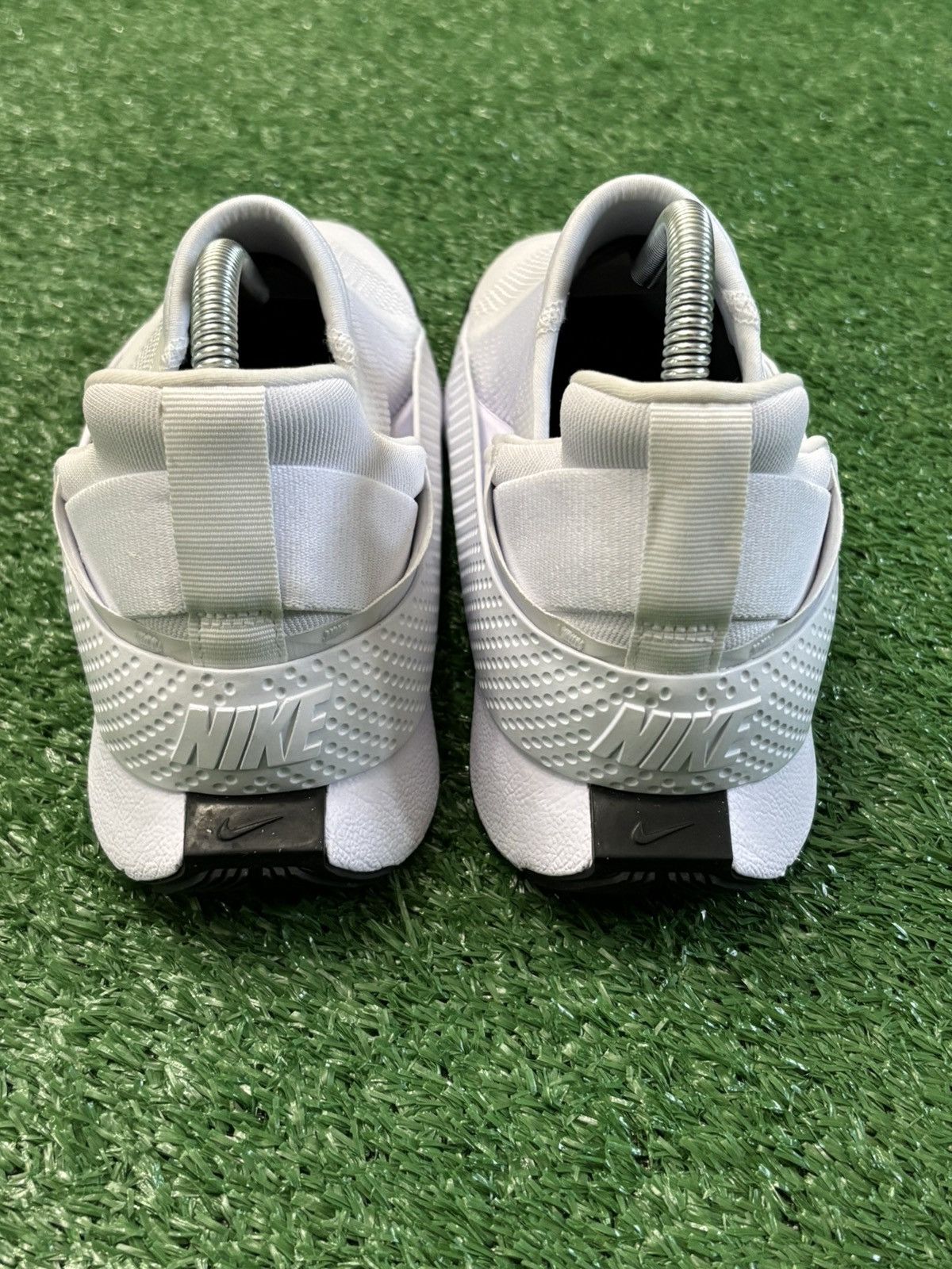 Nike Nike Womens Go FlyEase Size US 7 / IT 37 - 5 Thumbnail