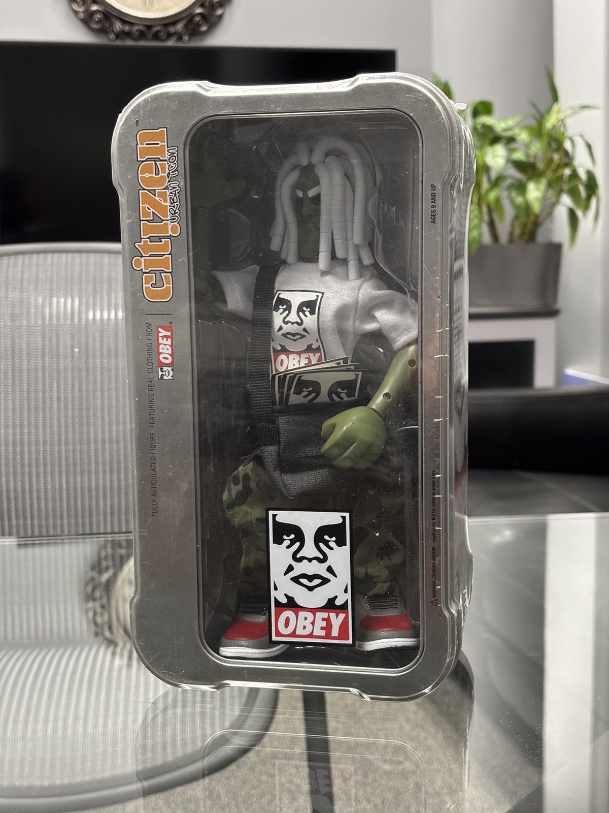 Obey Citizen Urban Icon Obey Figure Type 2 Figure 1 : Propaganda Size ONE SIZE - 1 Thumbnail
