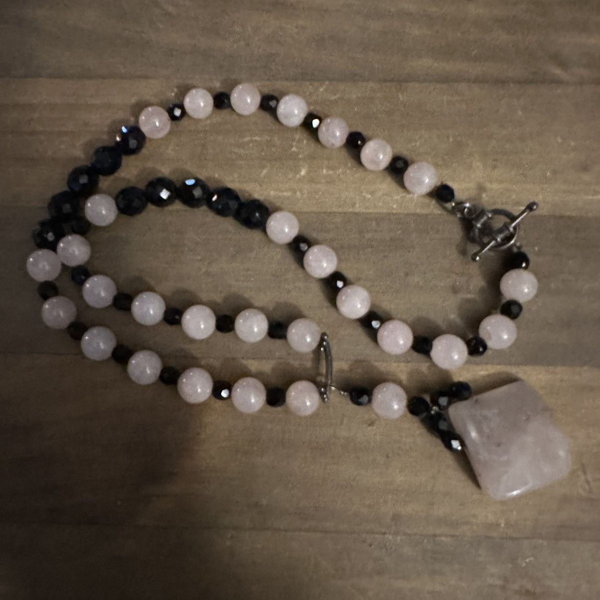 Vintage Vintage rose quartz beaded pendant necklace Size ONE SIZE - 2 Thumbnail