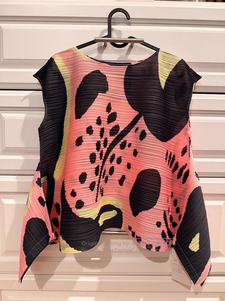 Issey Miyake Issey Miyake Spring Top Size L / US 10 / IT 46 - 1 Thumbnail