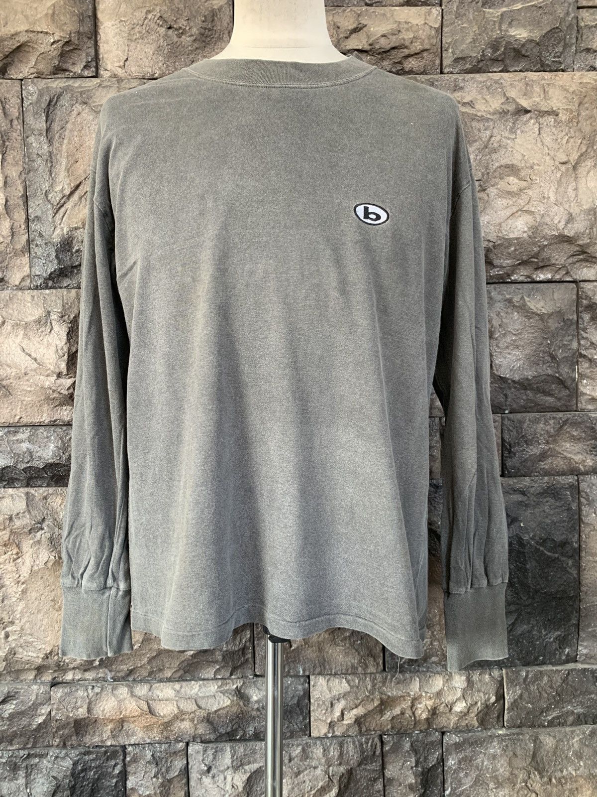Vintage Vintage 90s Bitch Skateboards Long Sleeve T shirt Size US M / EU 48-50 / 2 - 1 Thumbnail