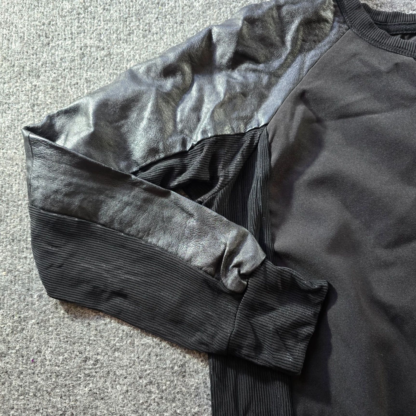 Vintage FATE Blouse Women S Black Faux Leather Long Sleeve Puff Sleeve Grunge Witchy Goth Casual Travel Basic Top Size S / US 4 / IT 40 - 3 Thumbnail