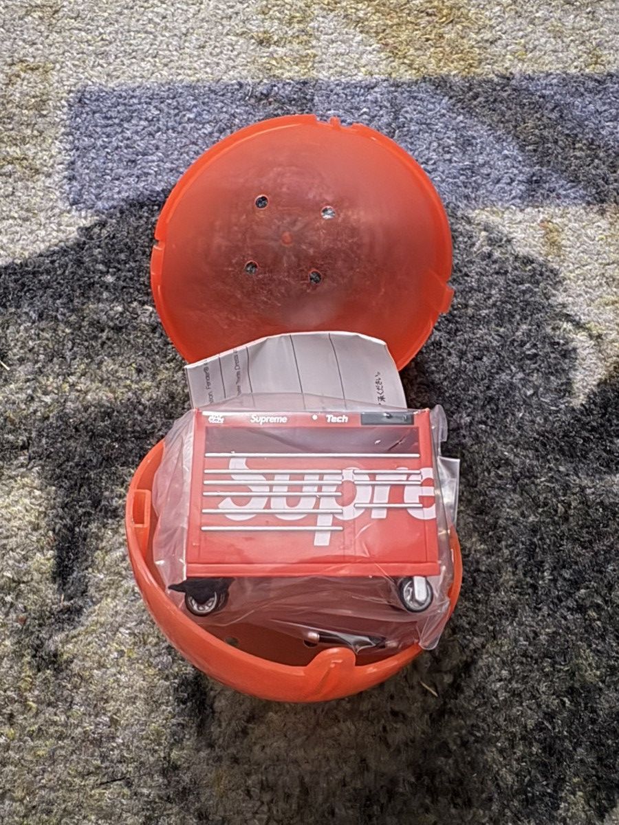 Supreme Supreme Bandai Gashapon Machine Toolbox Toy Size ONE SIZE - 1 Thumbnail