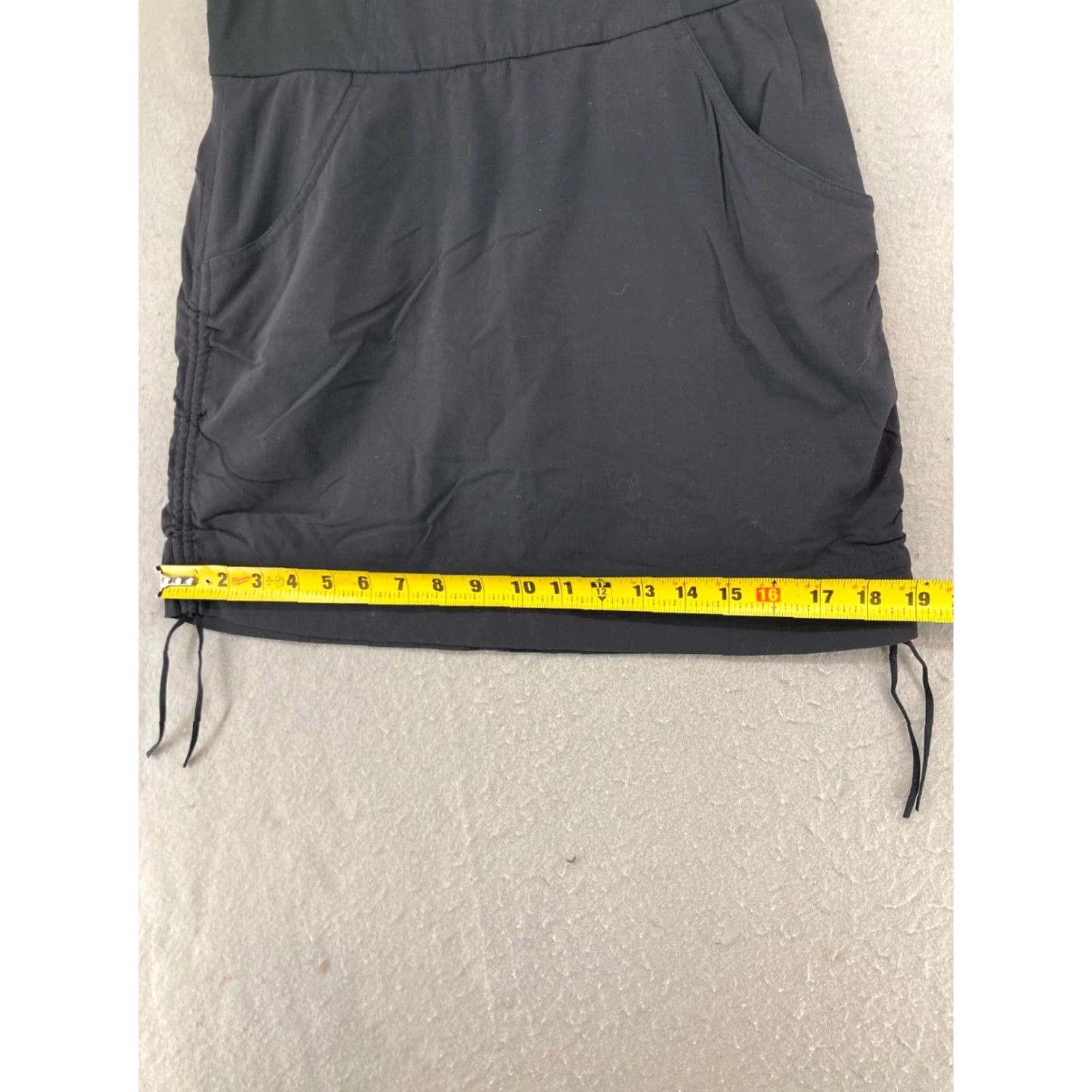 Vintage Columbia Women's Athletic Skirt Small Black OmniShield with Pockets for Hiking Size 32" / US 10 / IT 46 - 3 Thumbnail