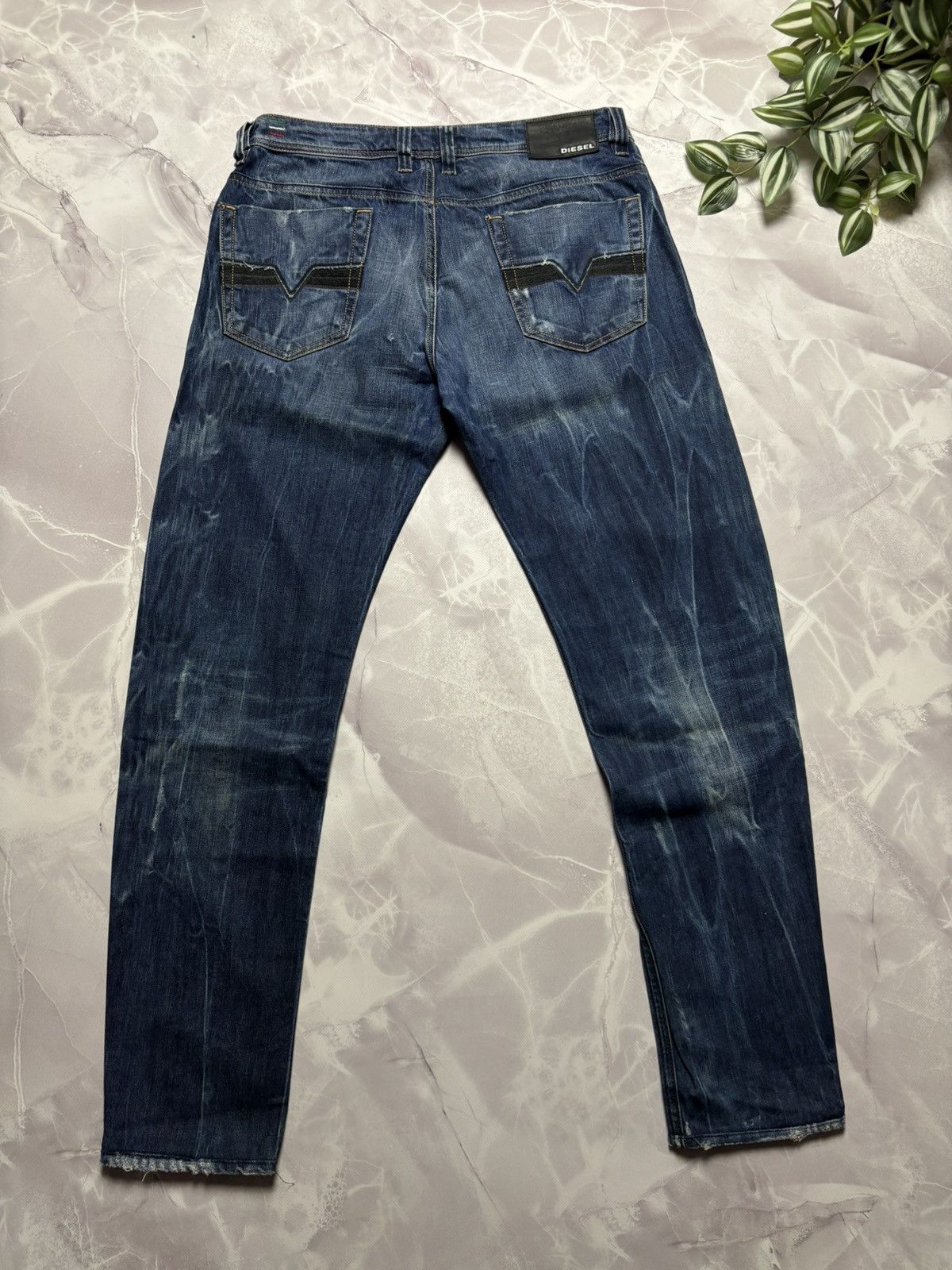 Diesel Diesel VIKER Jeans 008SV Straight Vintage Wash Blue 34x32 Size US 34 / EU 50 - 7 Thumbnail