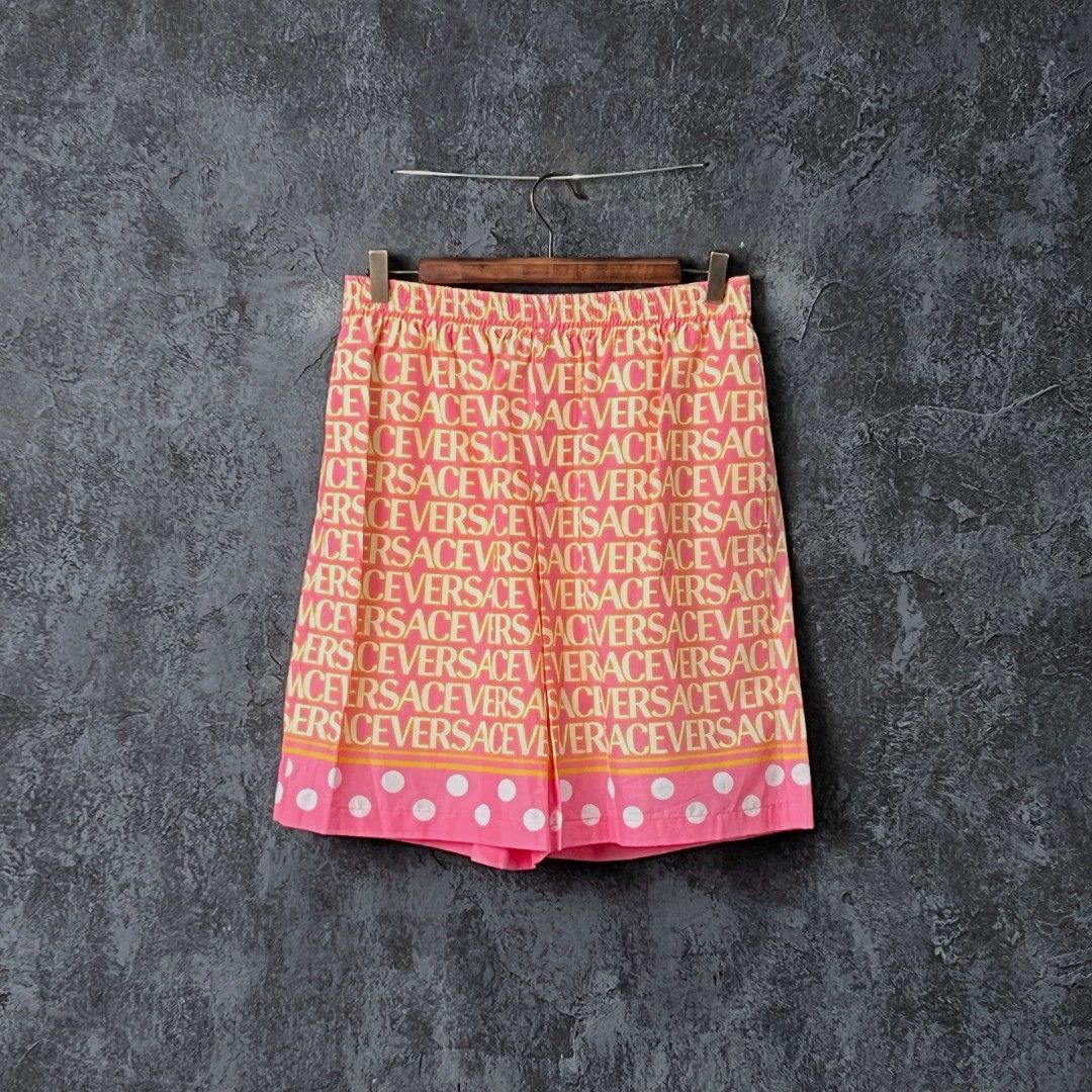 Versace VERSACE all over print elastic waist casual shorts Size 34" / US 12 / IT 48 - 1 Thumbnail