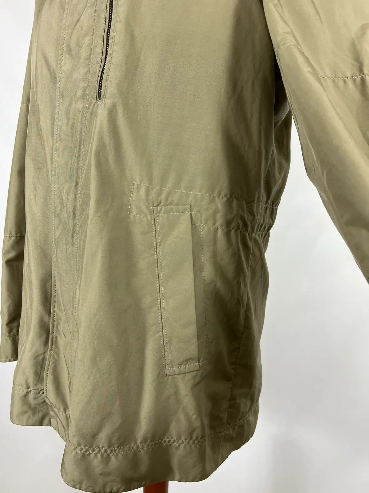 Designer × Hugo Boss Hugo Boss men’s light coat Size US M / EU 48-50 / 2 - 5 Thumbnail